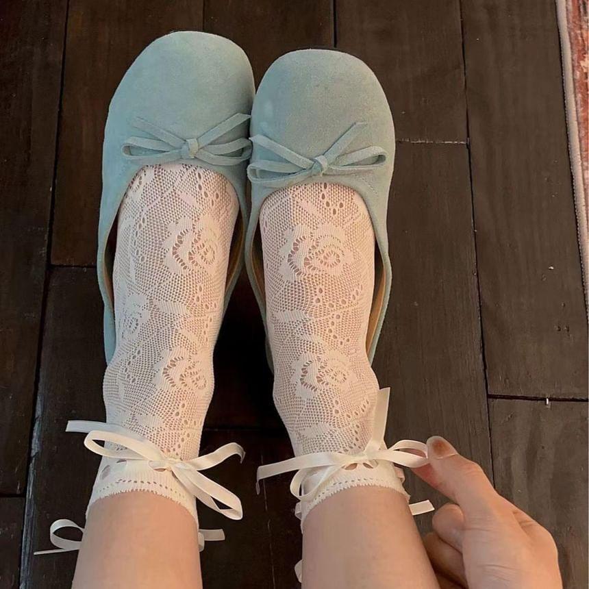 Patterned Lace Socks Product Image