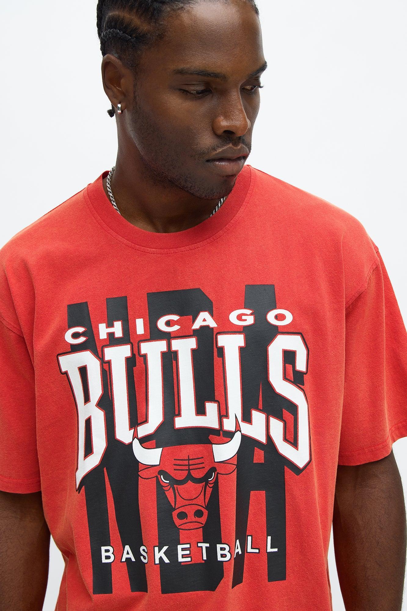 Bulls Oversized Short Sleeve Tee - Red Male Product Image