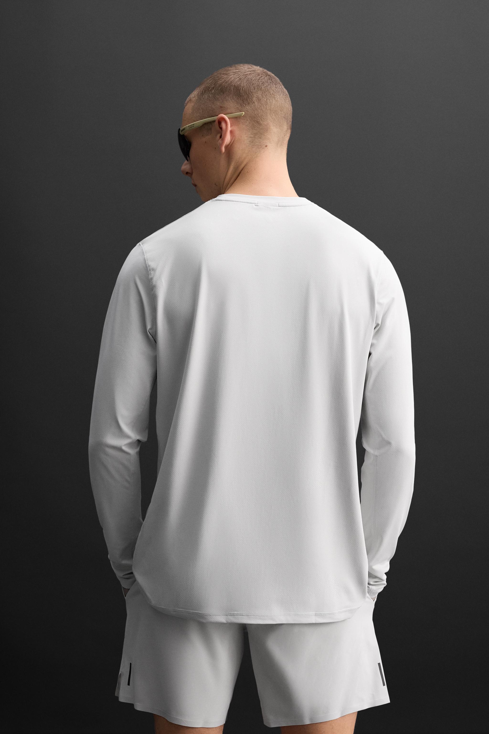 BASIC TRAINING LONG SLEEVE T-SHIRT Product Image