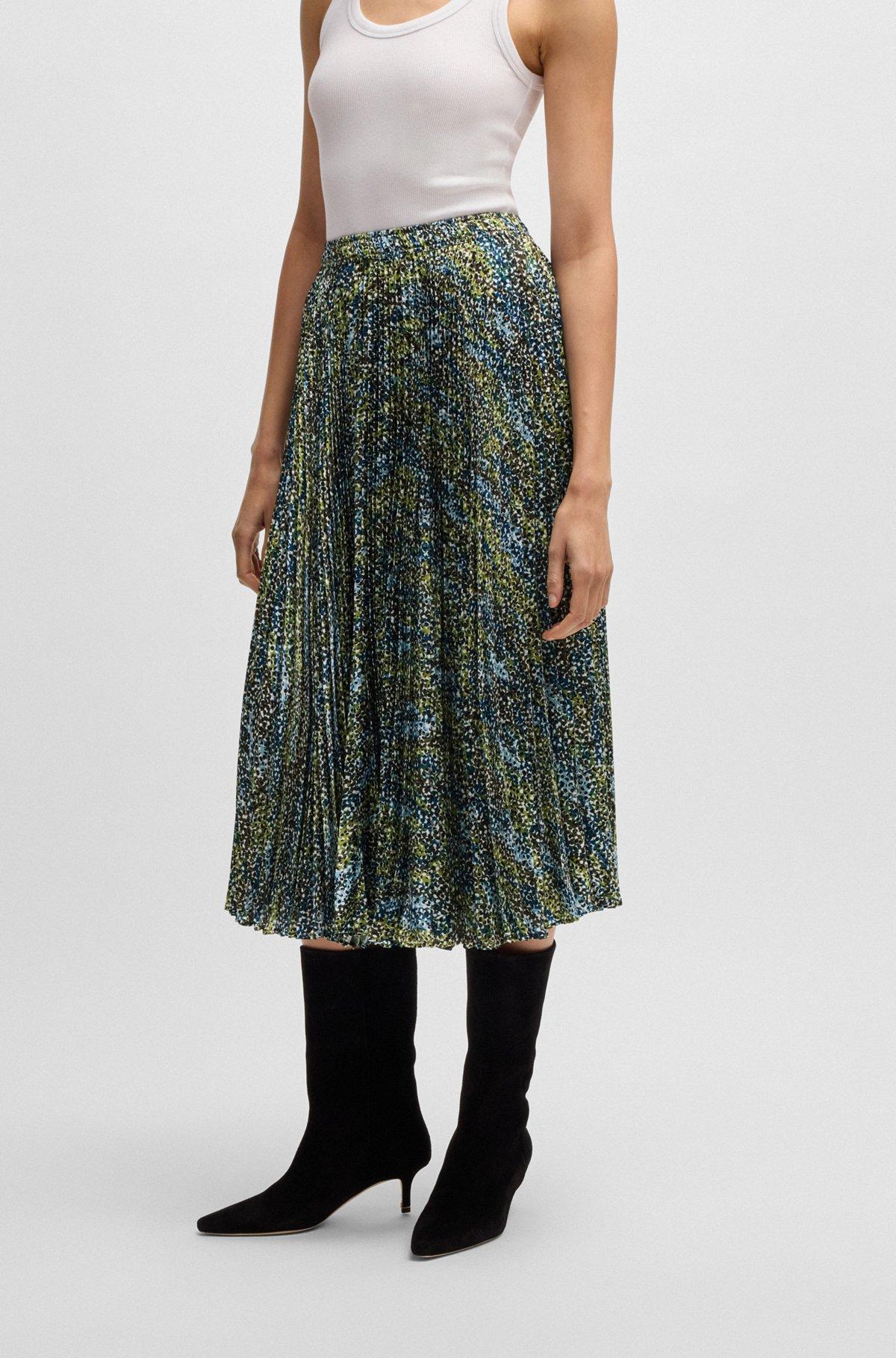 Midi-length skirt in printed plissé satin Product Image