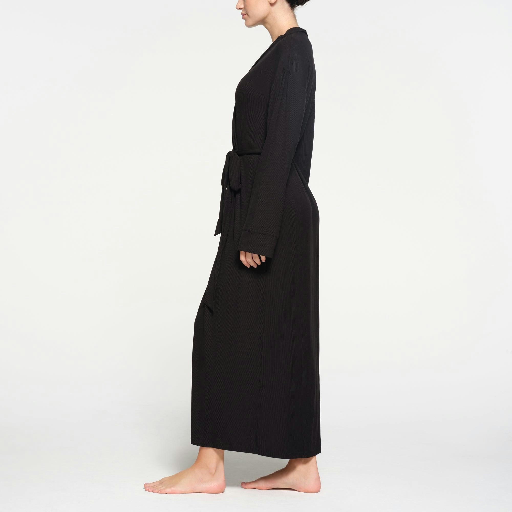 SOFT LOUNGE LONG ROBE | ONYX Product Image