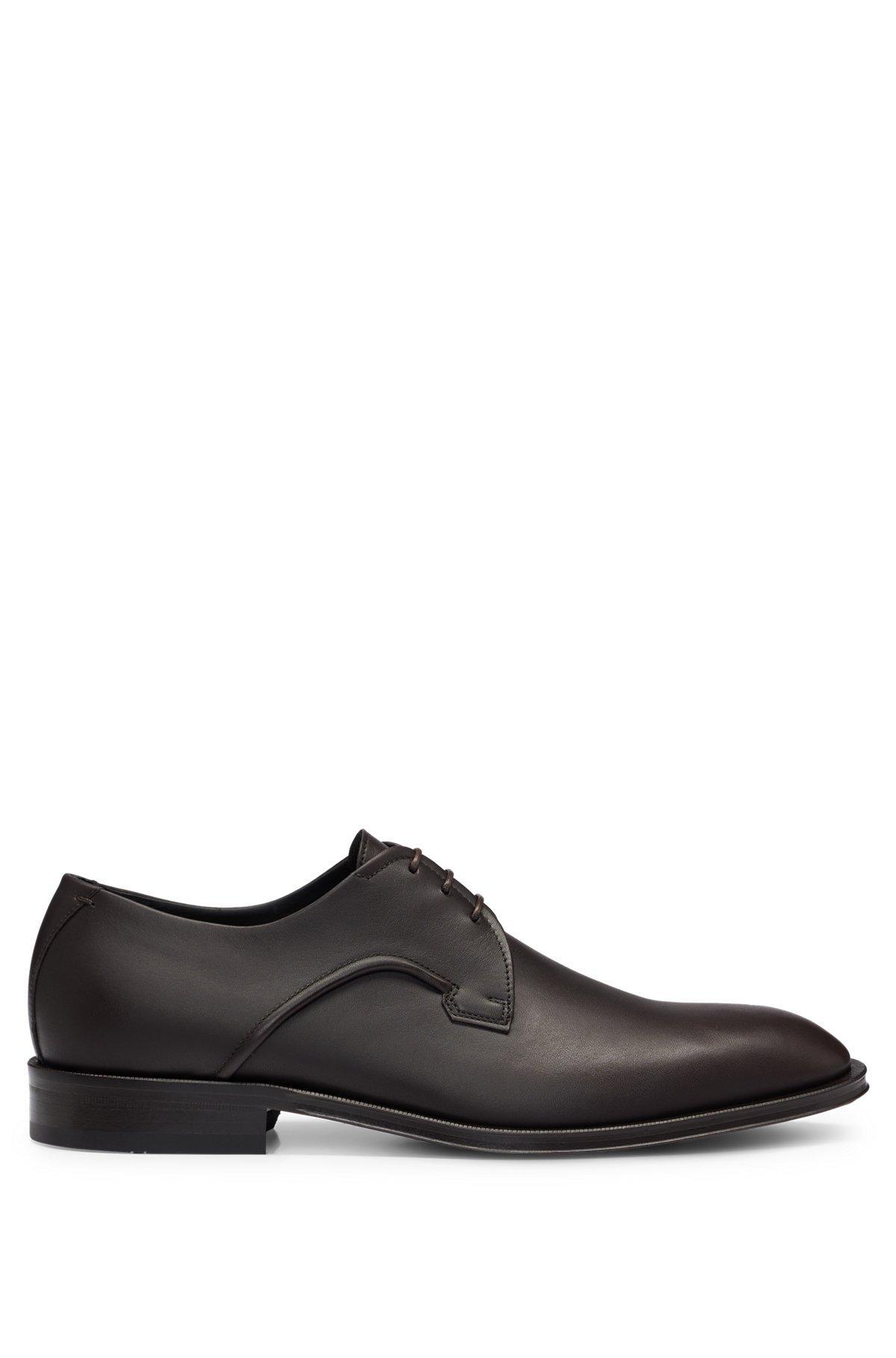 Italian-made Derby shoes in leather Product Image