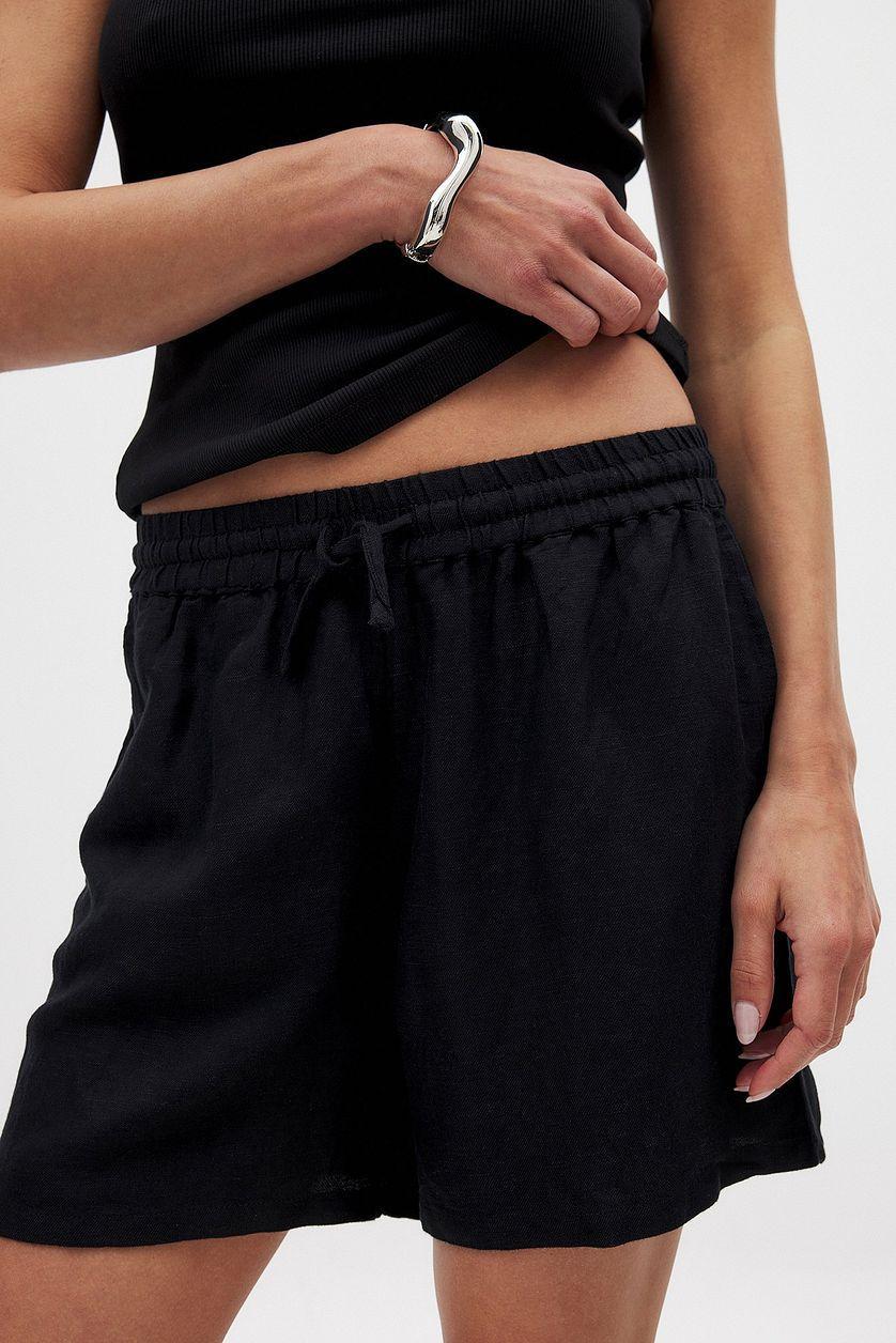 Viscose Blend Wide Mid Waist Shorts Product Image