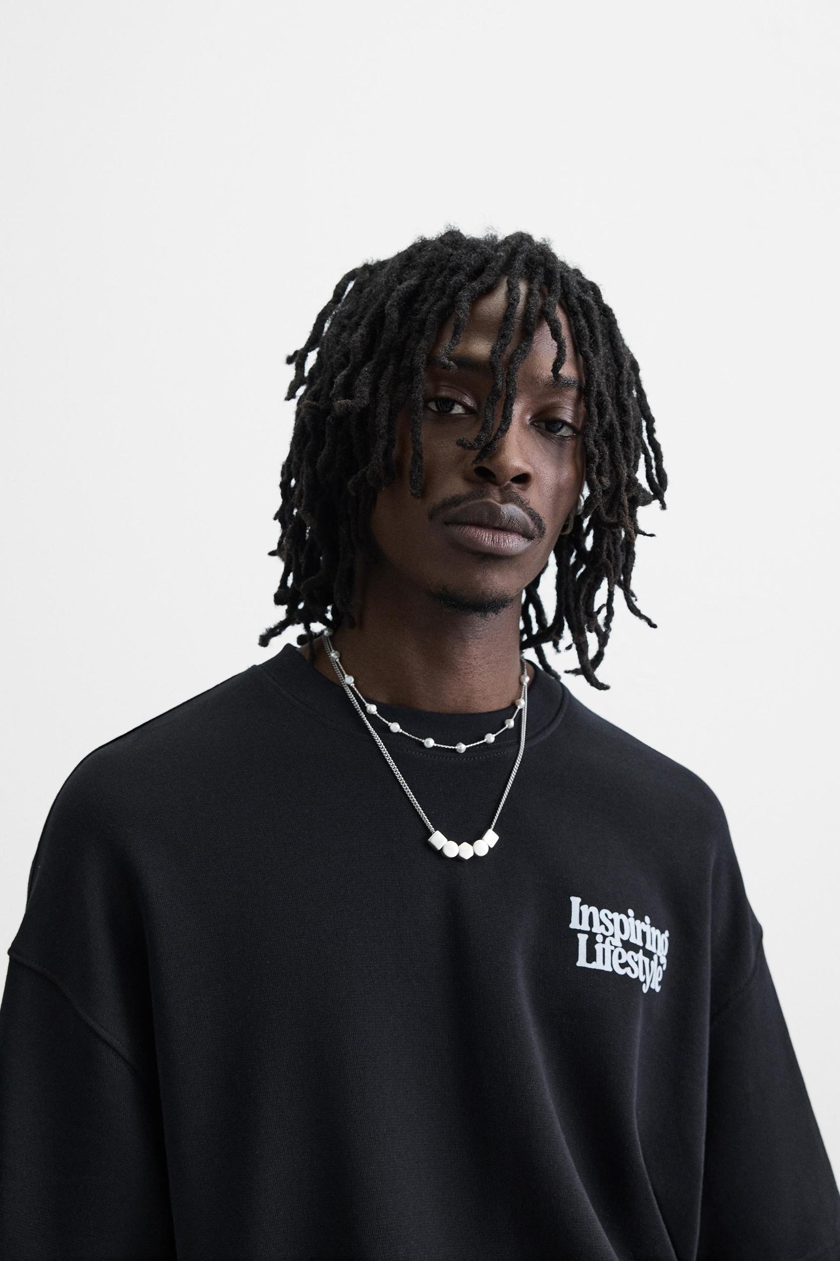 PRINTED GRAPHIC SWEATSHIRT Product Image