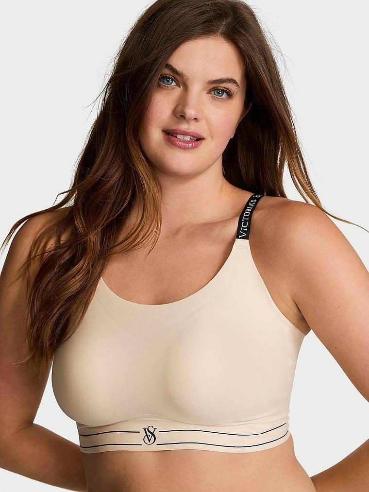 Lightly Lined Comfort Bra Product Image