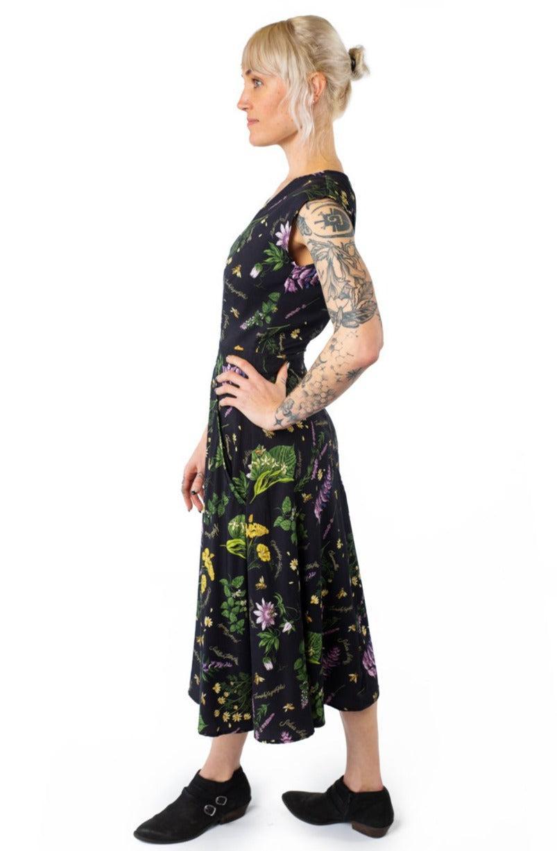 Xena Dress in Ecovero Nervine Product Image