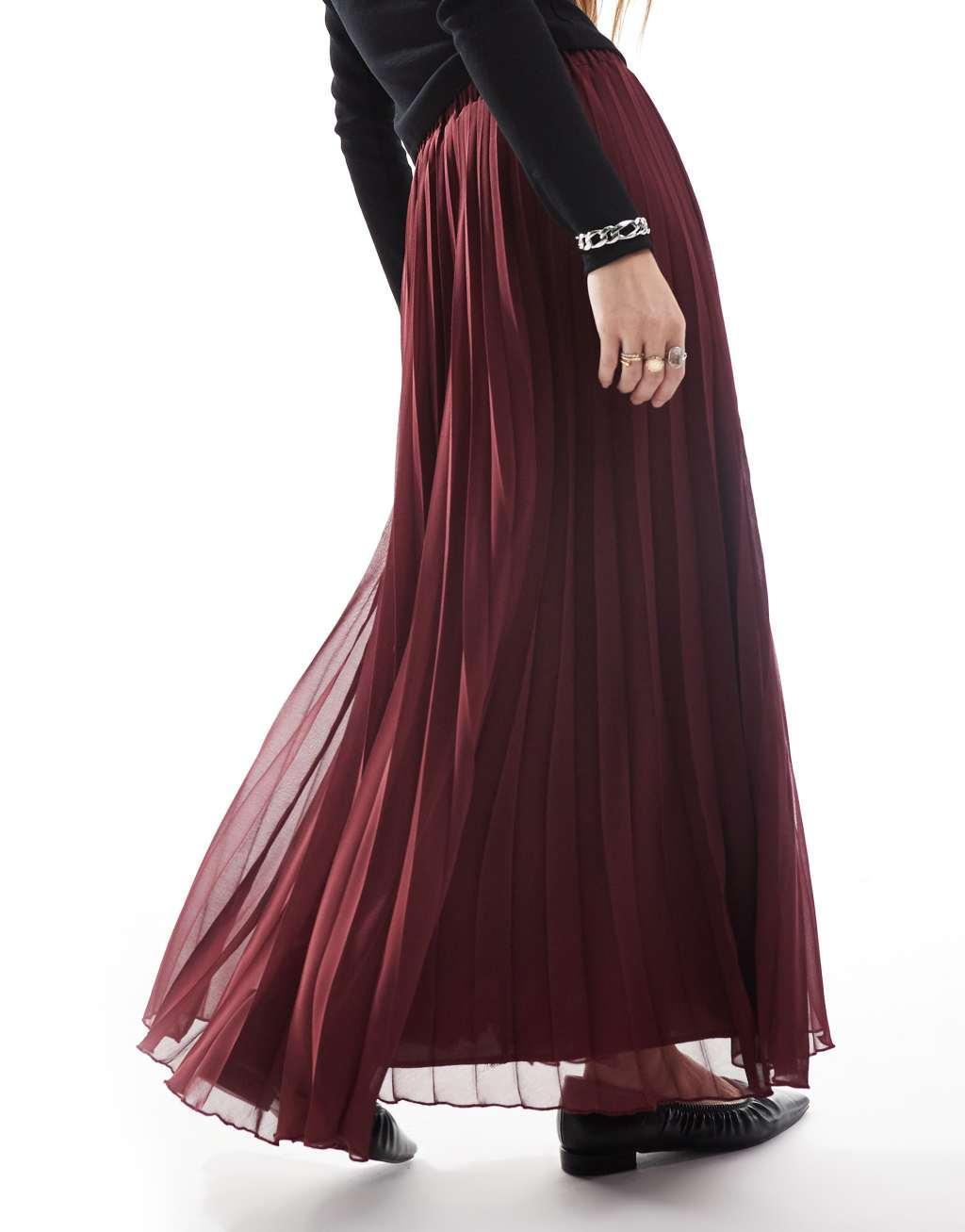 ASOS DESIGN pleated maxi skirt in burgundy Product Image