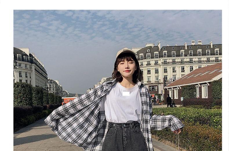 High Waist Denim Shorts Product Image