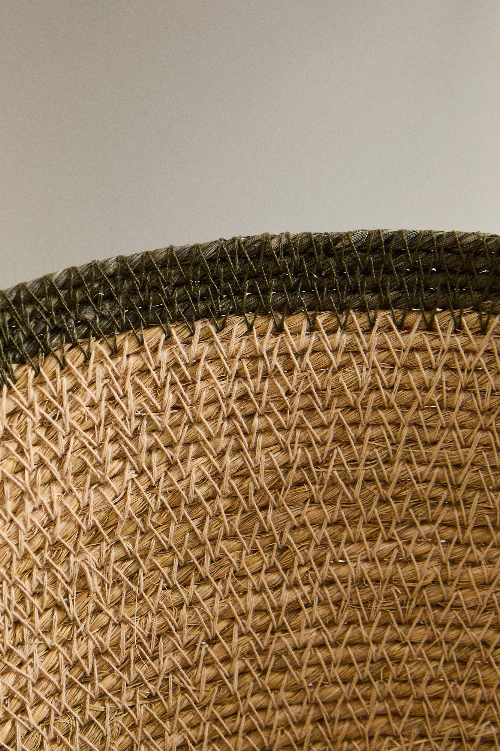 LARGE BASKET WITH HANDLES Product Image