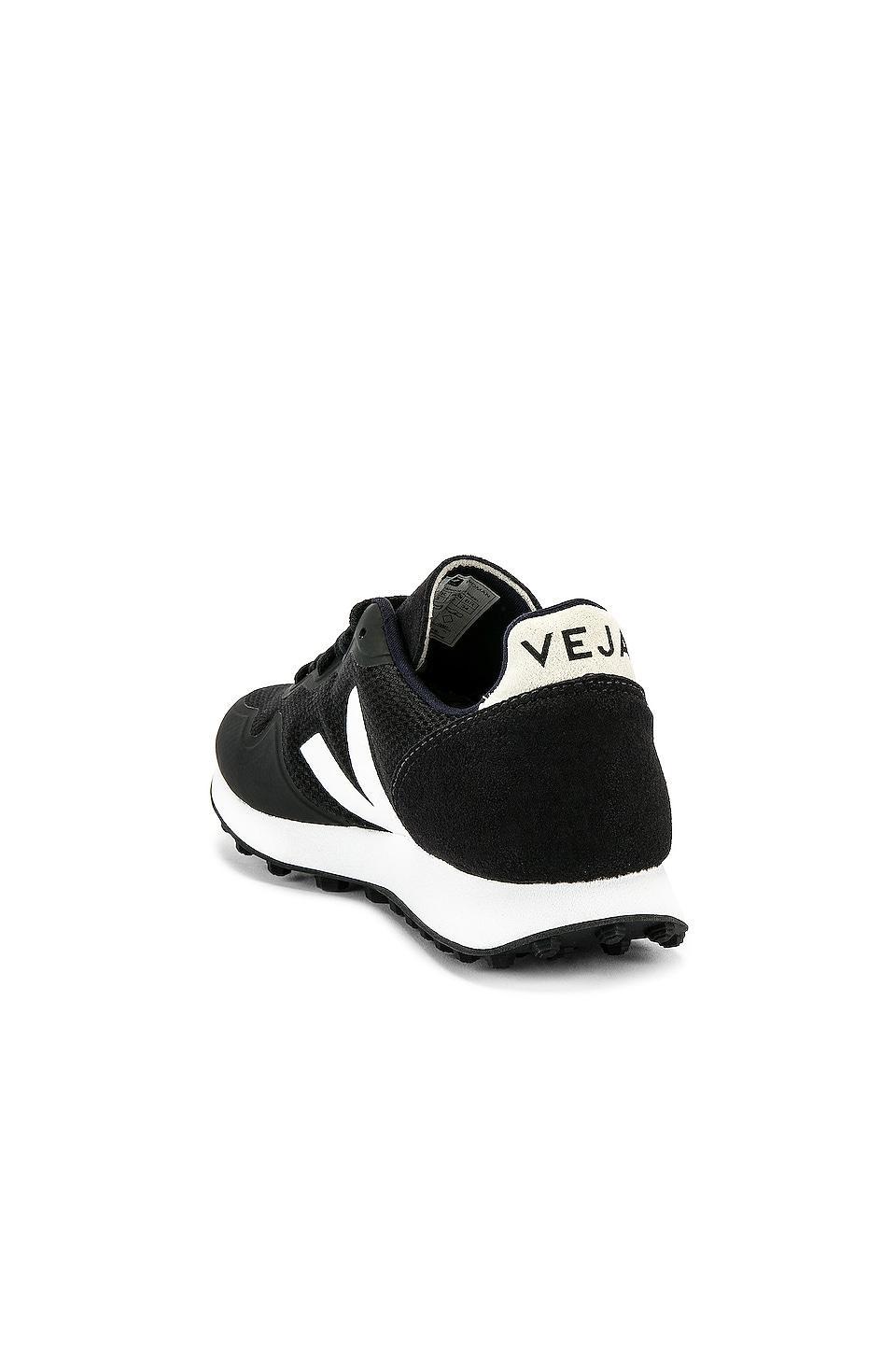 SDU RT Sneaker Veja Product Image