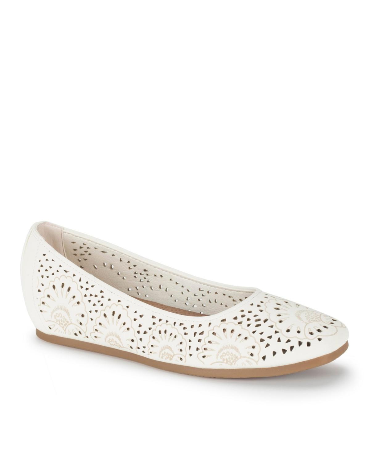 Baretraps Womens Chika Ballet Flats Product Image