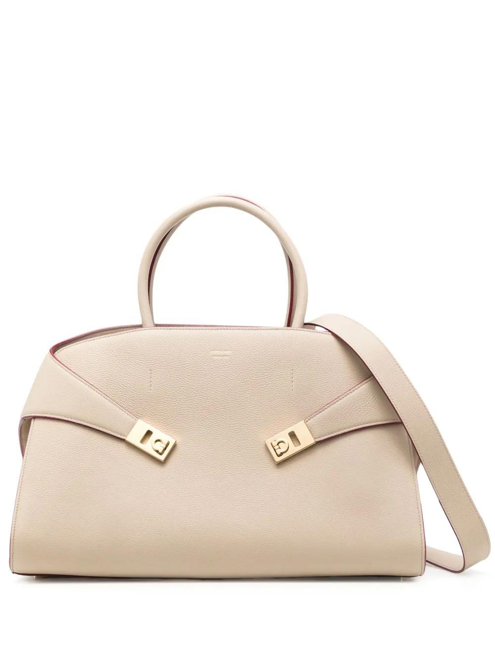 FERRAGAMO Hug Grainy Leather Crossbody Bag In Stone Product Image