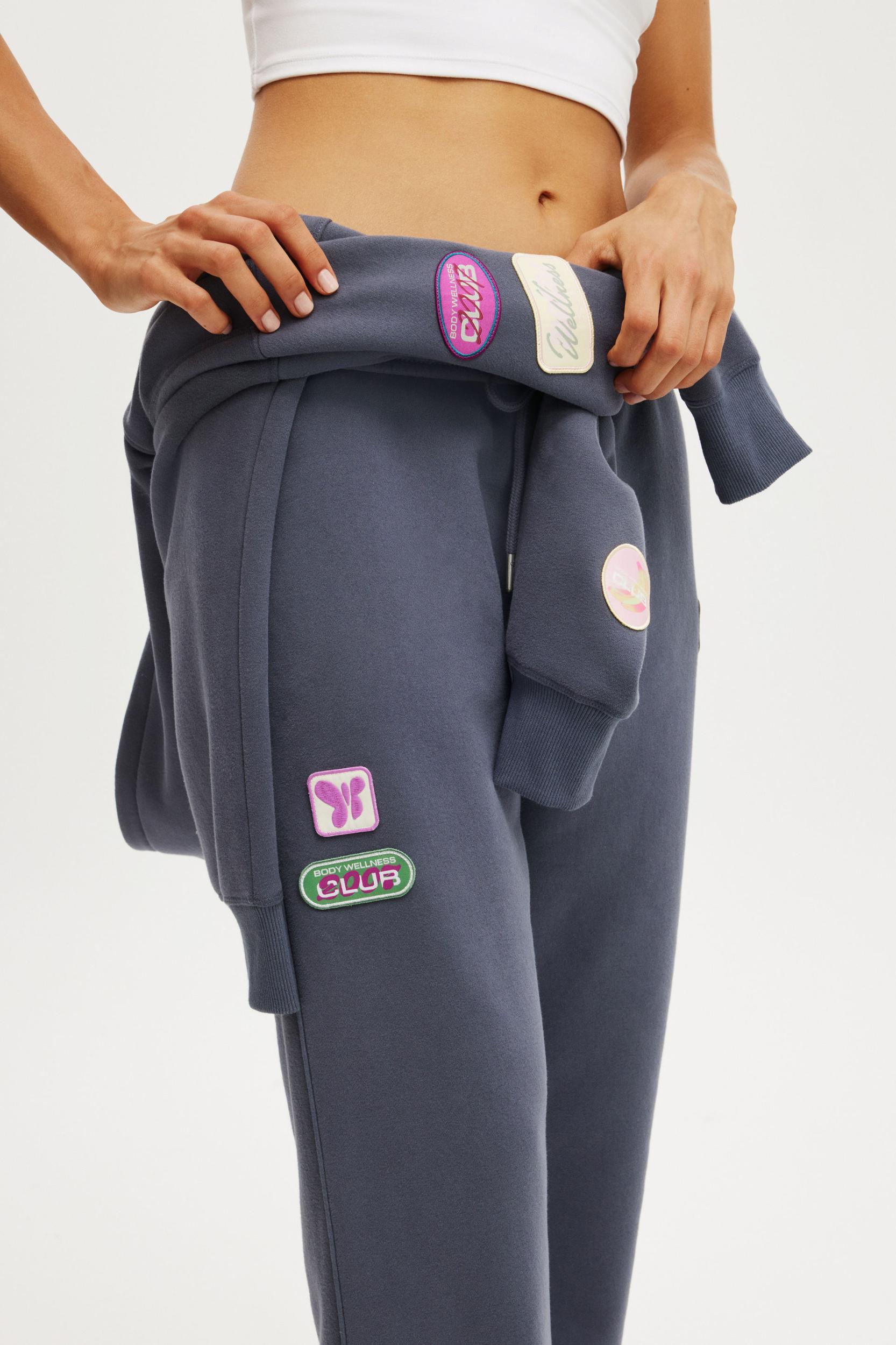 Plush Essential Gym Sweatpant Product Image