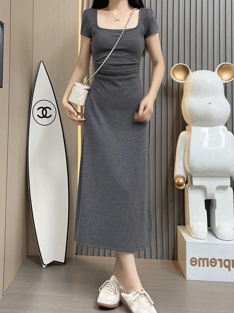Short-Sleeve Square Neck Plain Ruched Midi A-Line Dress Product Image