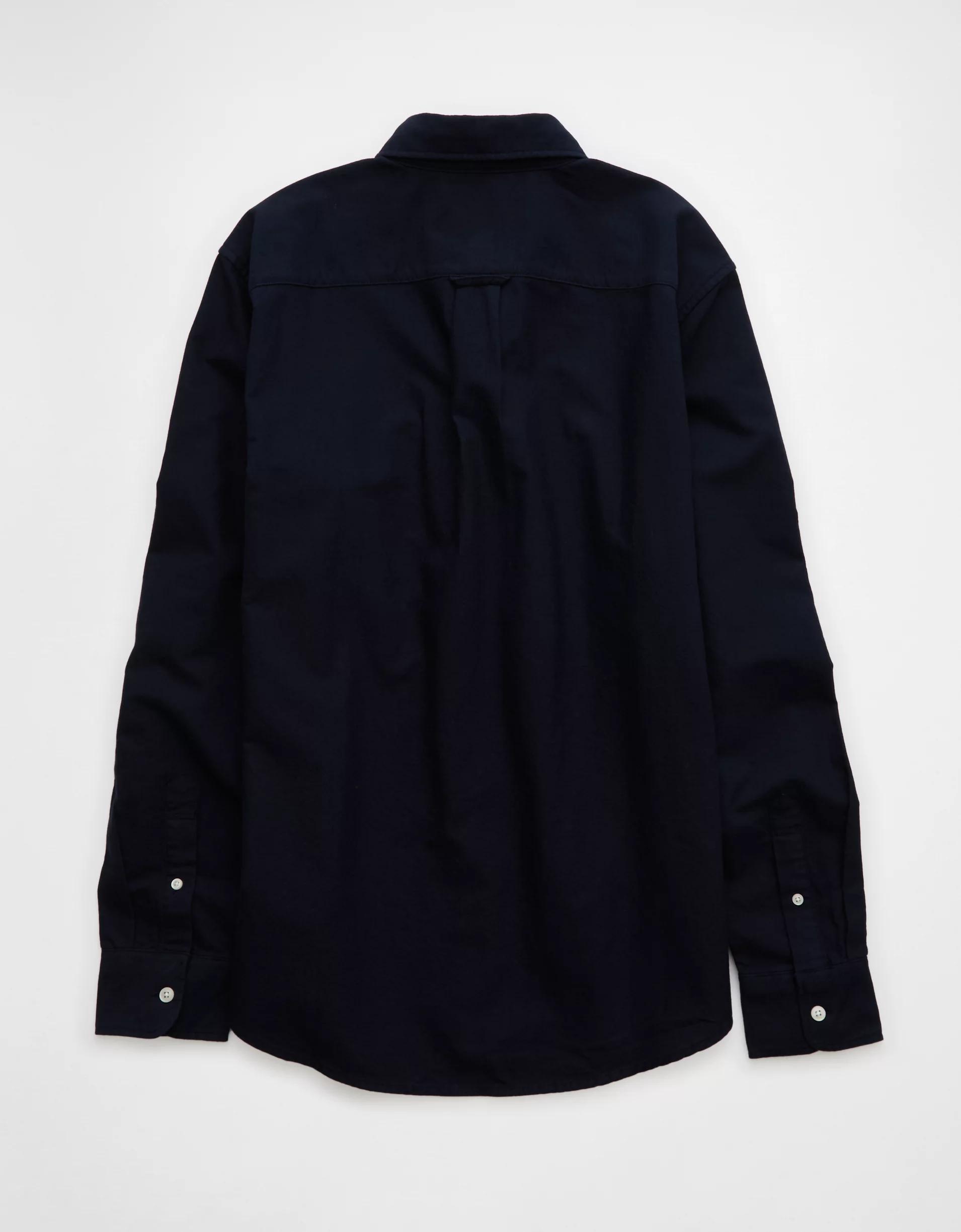 AE Everyday Classic Fit Oxford Button-Up Shirt Product Image