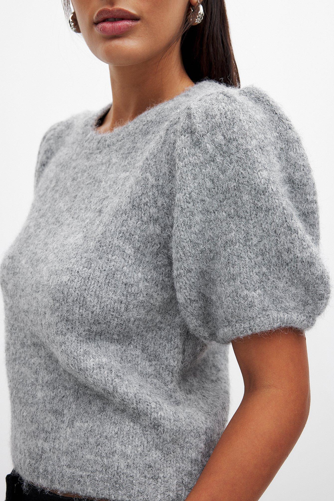 Knitted Short Sleeve Sweater Product Image