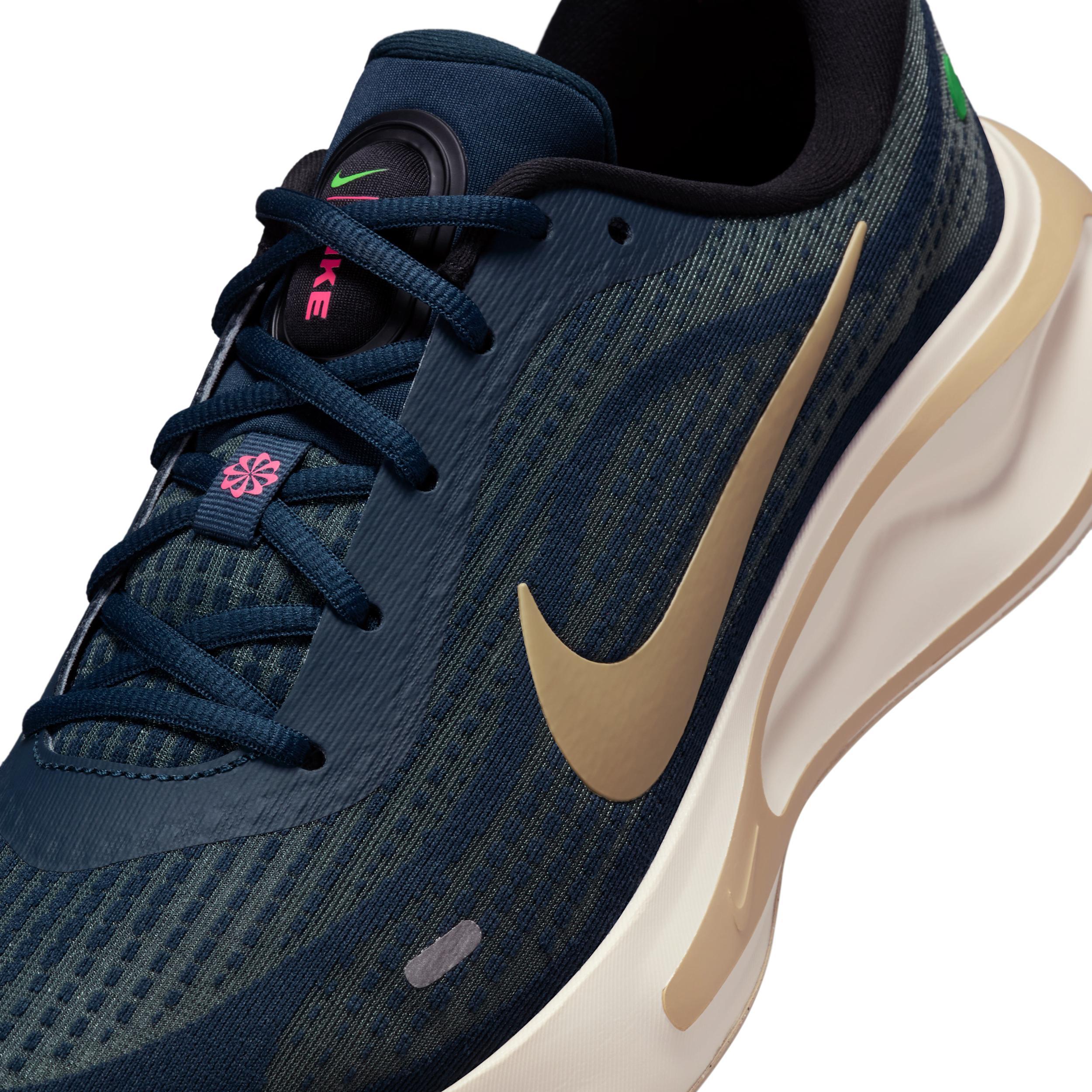 Nike Men's Journey Run Road Running Shoes Product Image