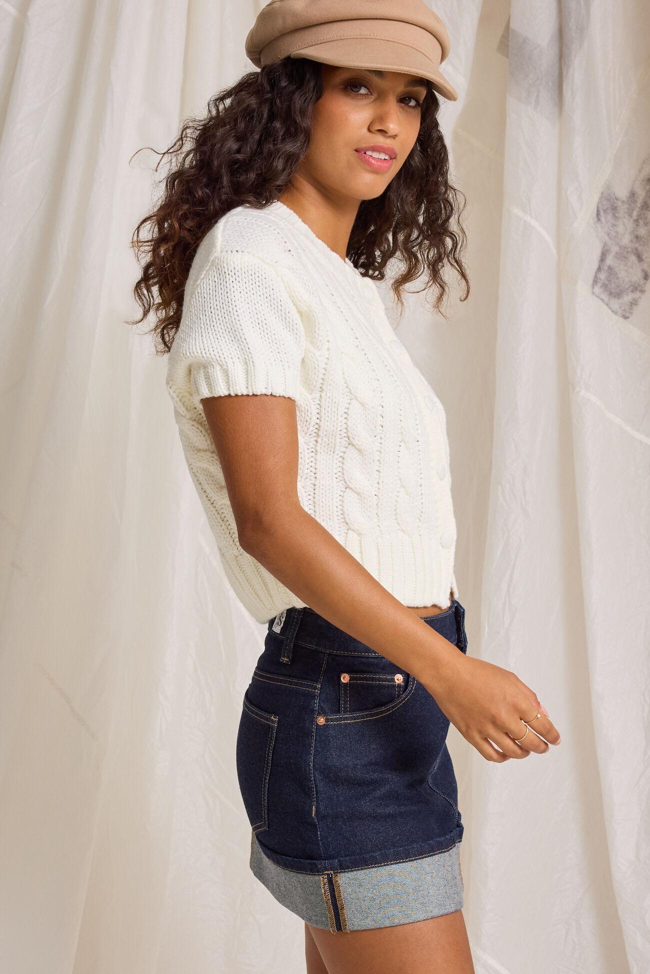 Juliet Cable Cropped Cardigan Product Image