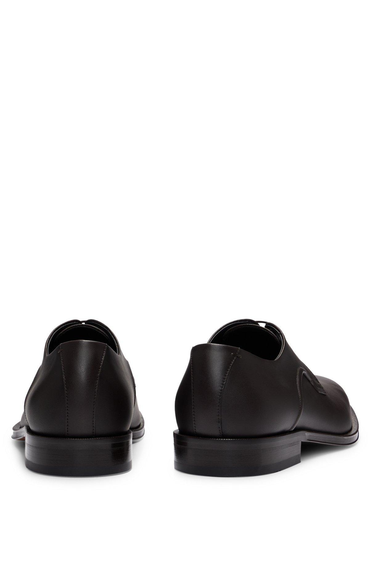 Italian-made Derby shoes in leather Product Image