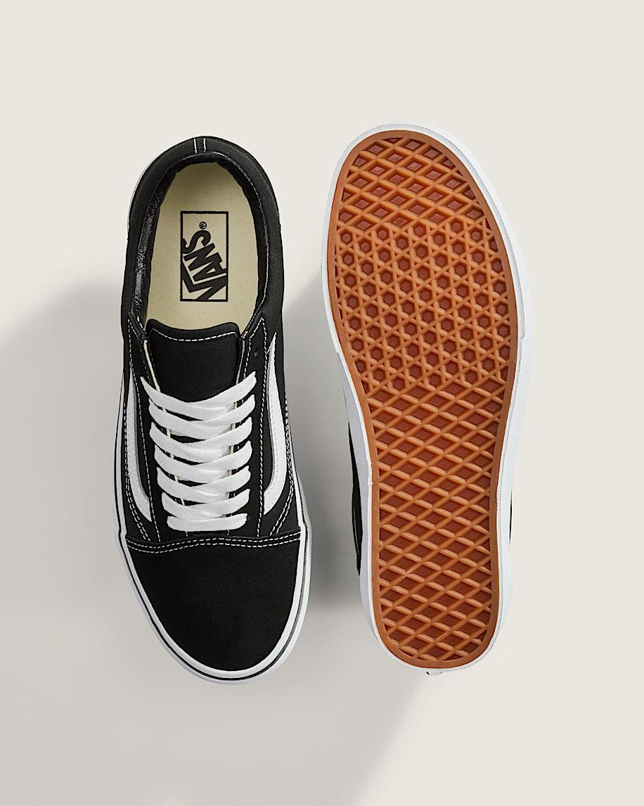 Vans | Old Skool Black/White Classics Shoe Product Image
