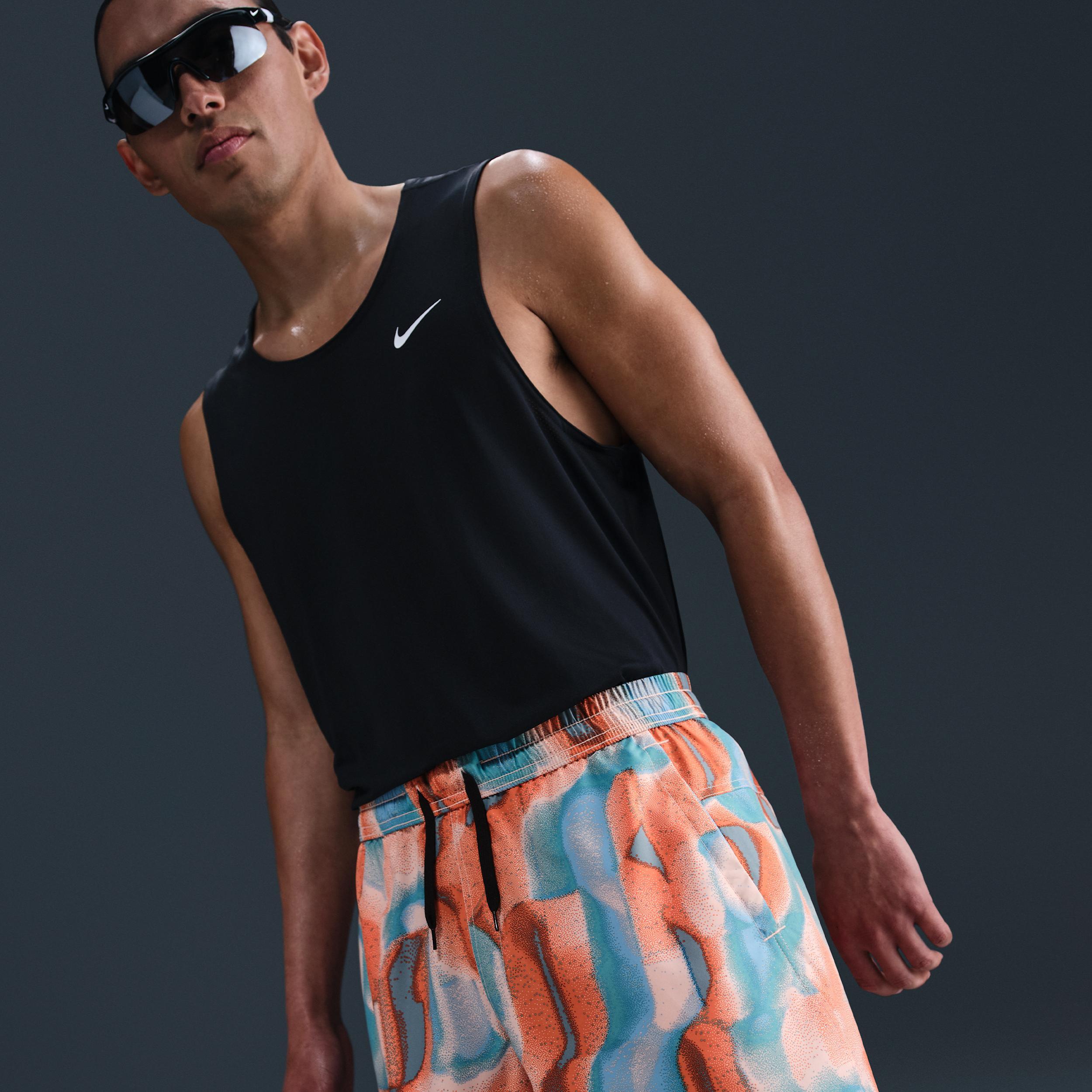 Nike Men's Form Dri-FIT 5" Unlined Versatile Shorts Product Image