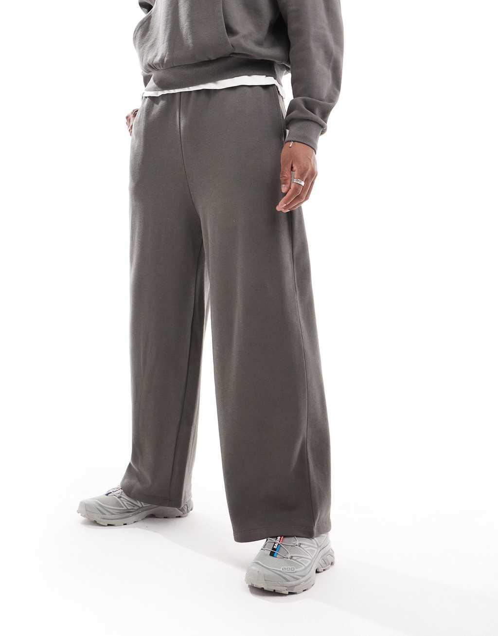 ASOS DESIGN oversized balloon sweatpants in khaki Product Image