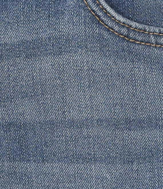 Code Bleu Plus Size Twill High Rise Frayed Cuff Hem Denim Capri Jeans Product Image