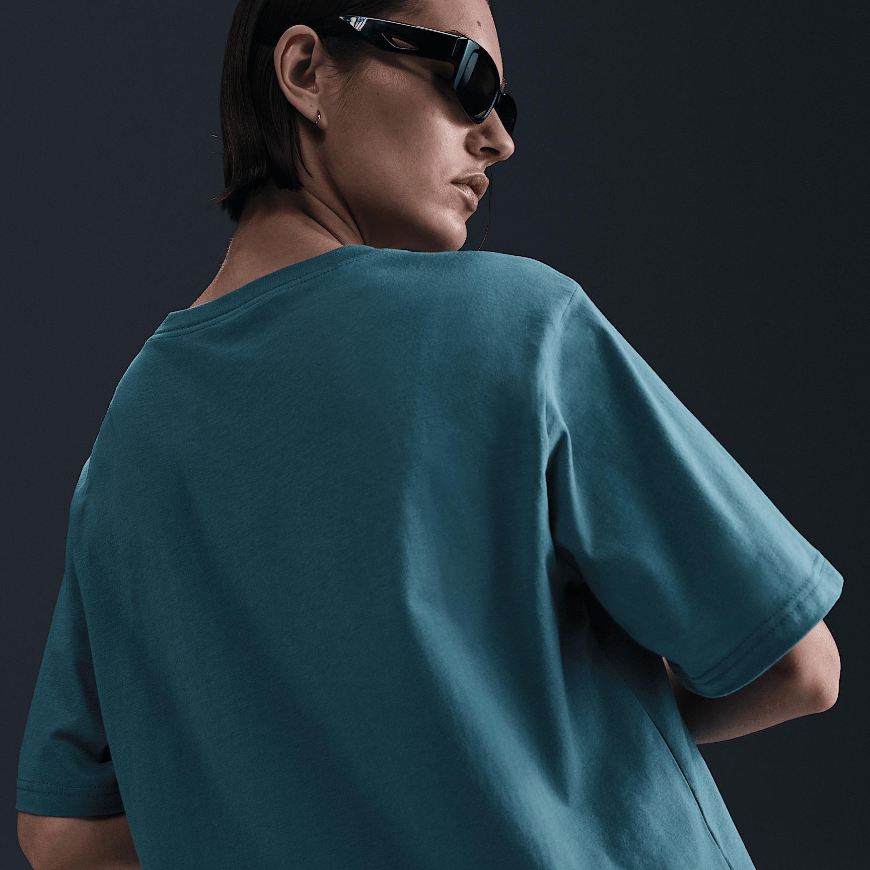 Womens Nike Sportswear Essential T-Shirt | FD4149-006 Product Image