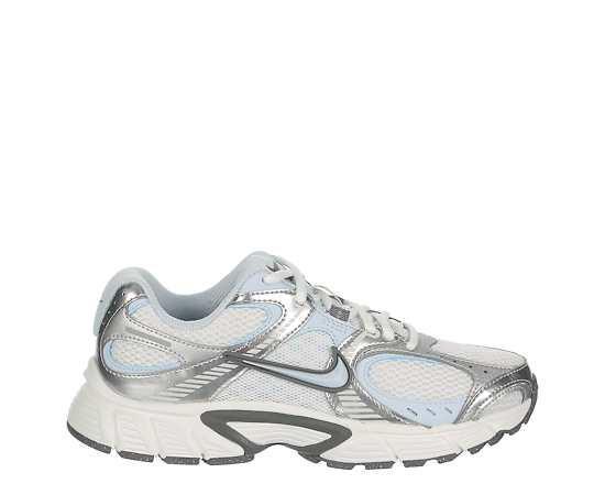 Womens Nike V5 RNR Casual Shoes Product Image