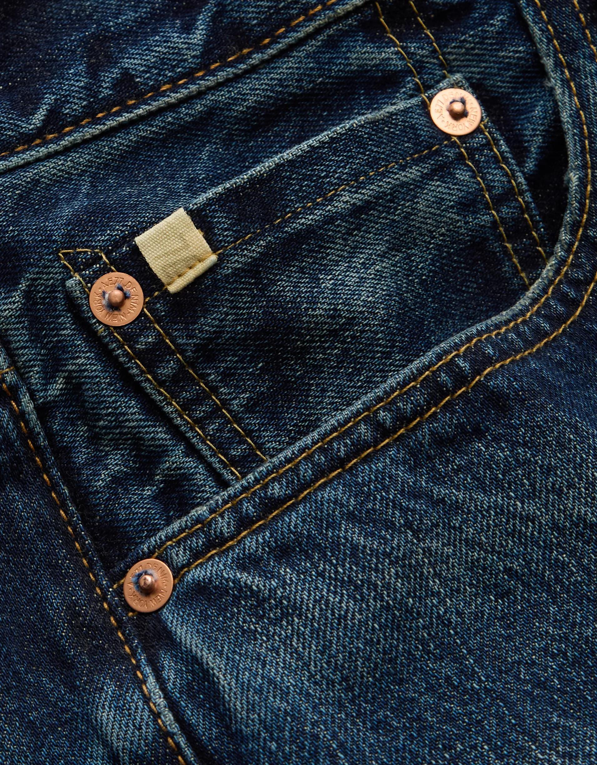 AE77 Premium Relaxed Jean Product Image