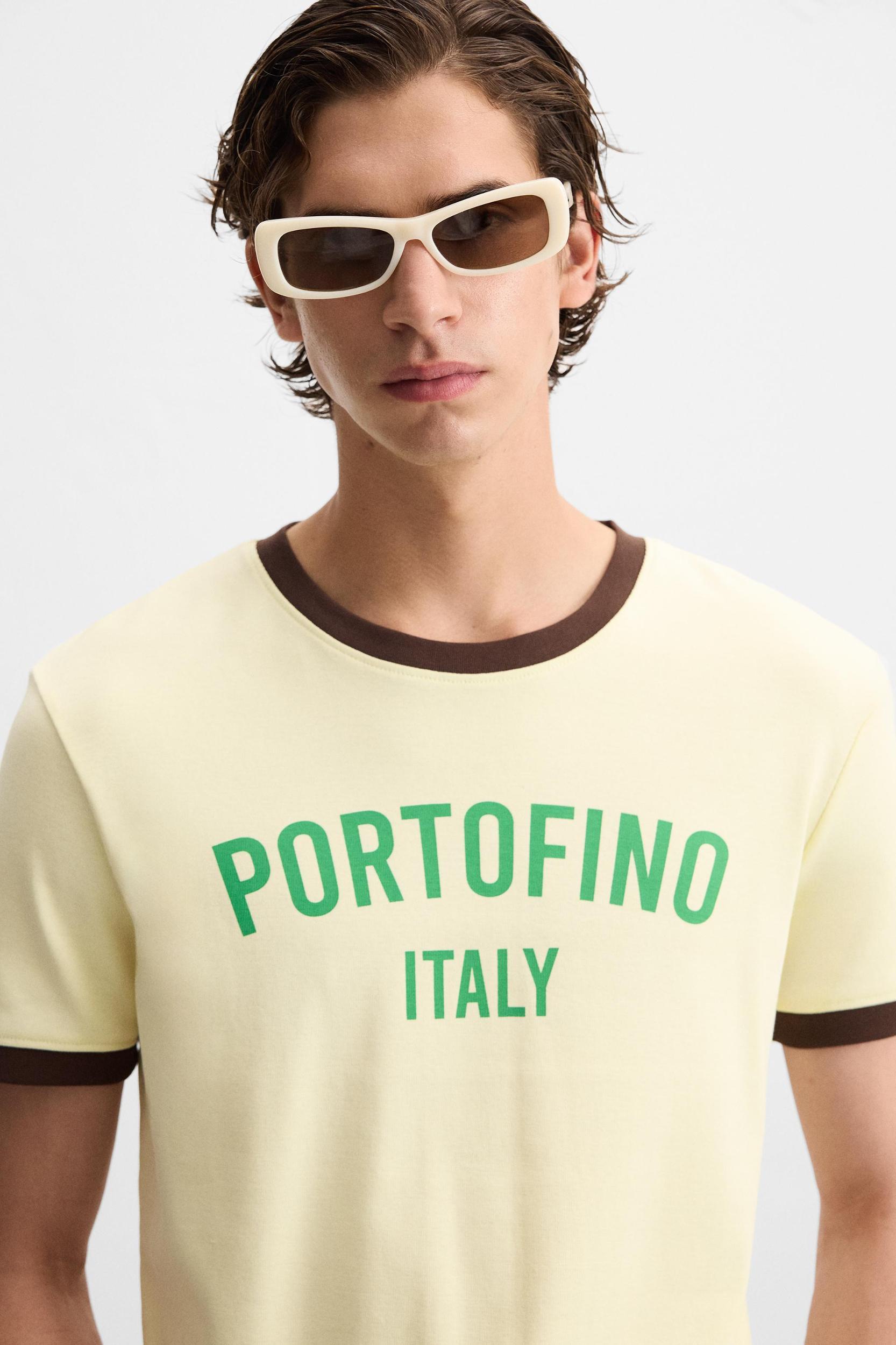 CONTRAST TEXT RIBBED T-SHIRT Product Image