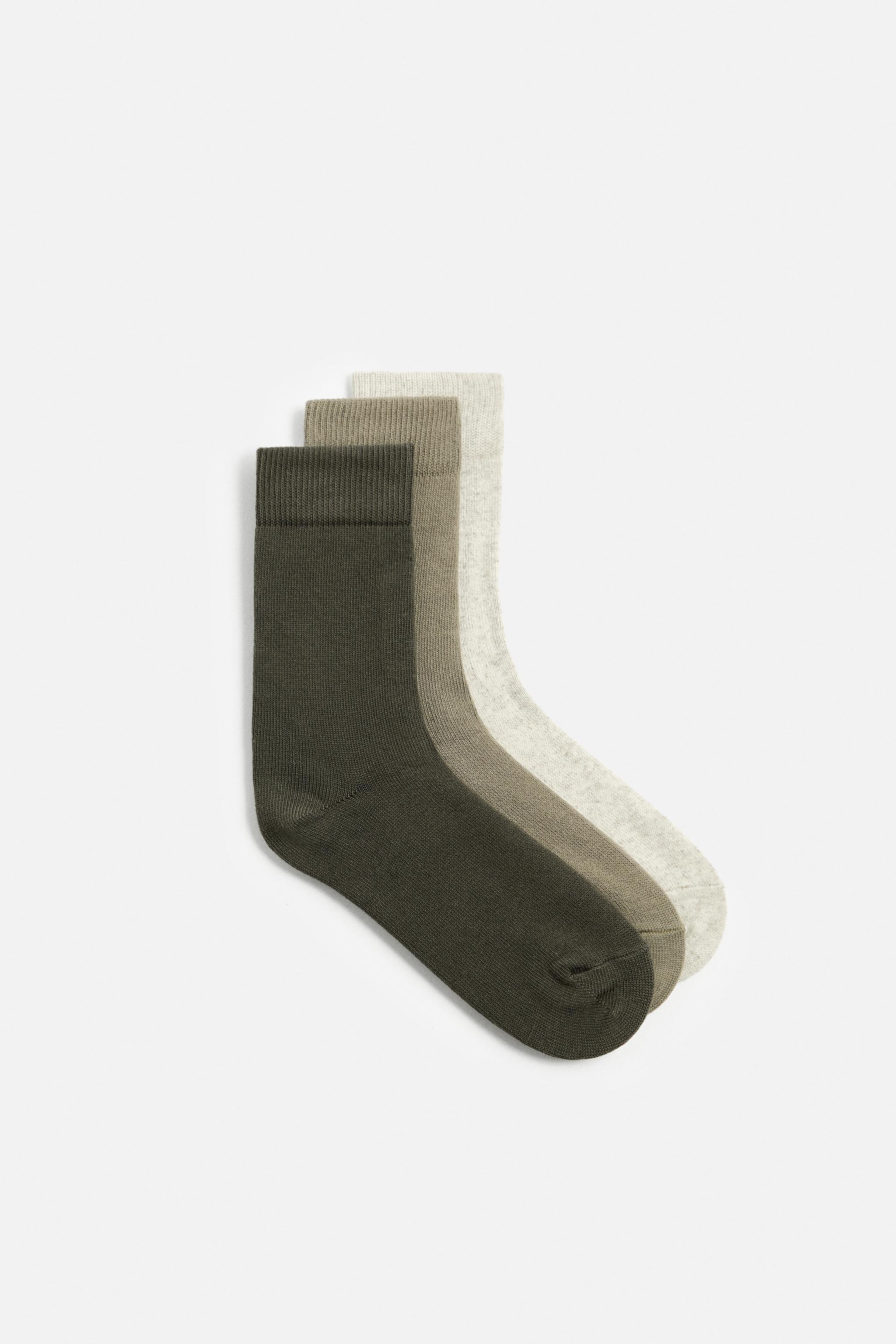 3-PACK OF MATCHING SOCKS Product Image