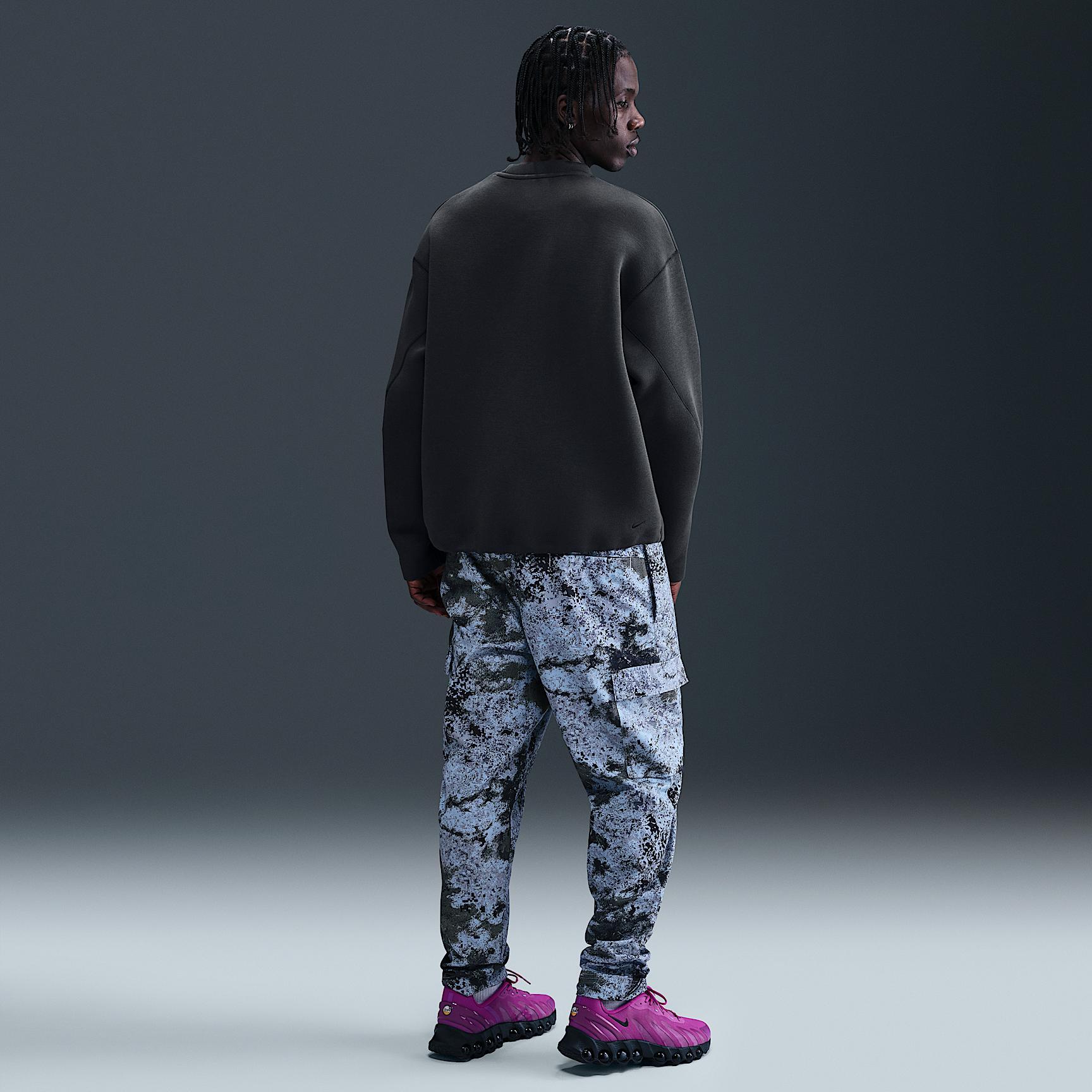 Nike Men's Tech Fleece Crew Product Image