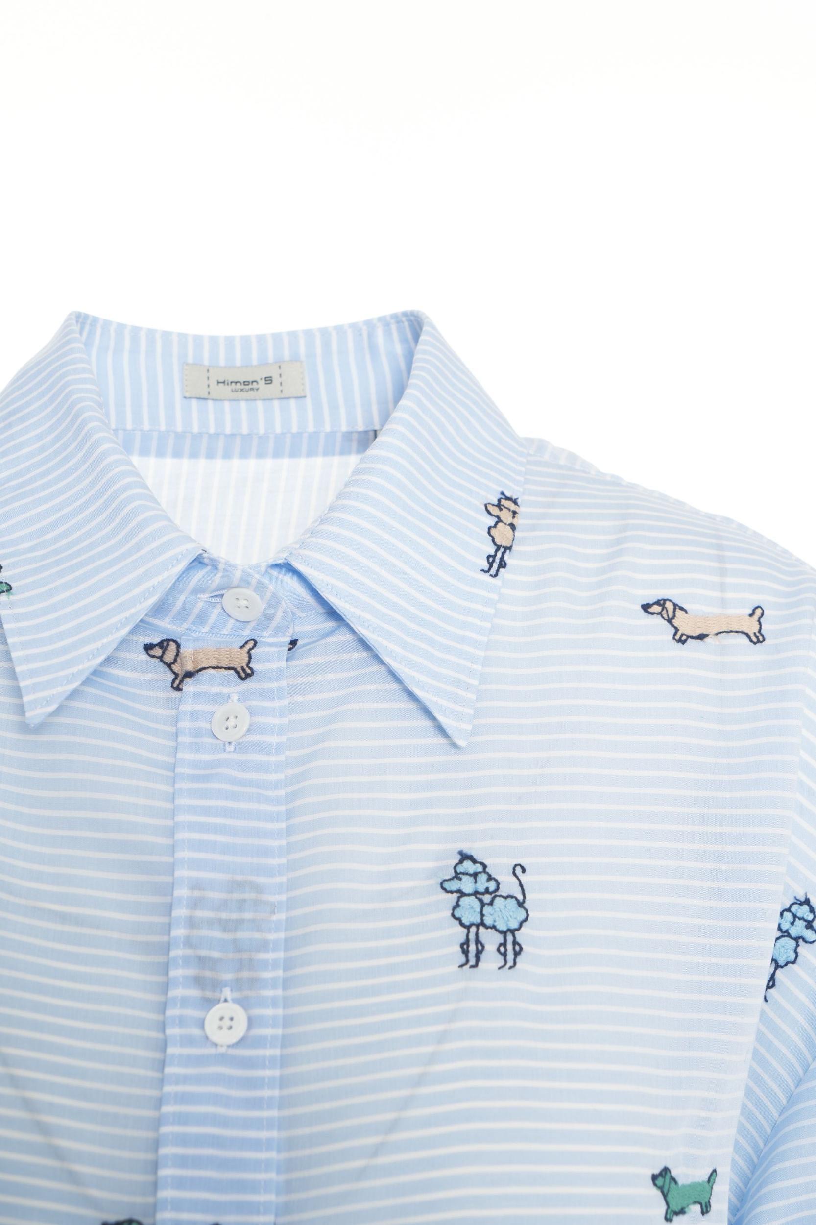 Blouse with embroideries Product Image