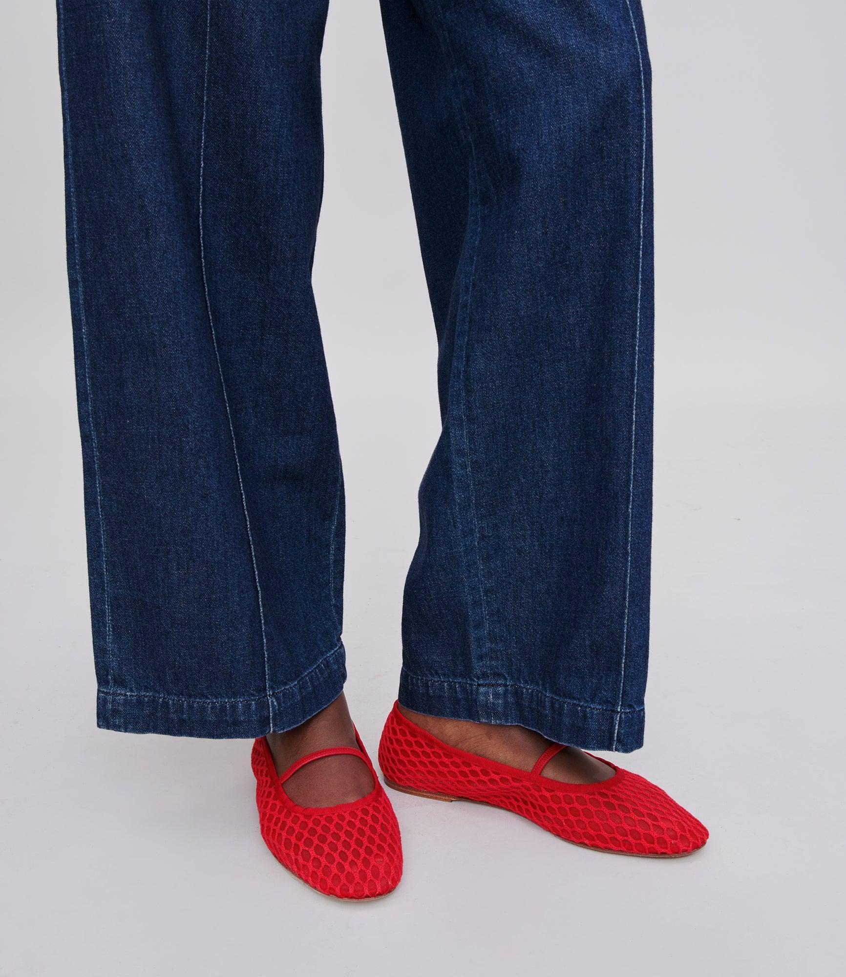 Swan ballet flats Female Product Image