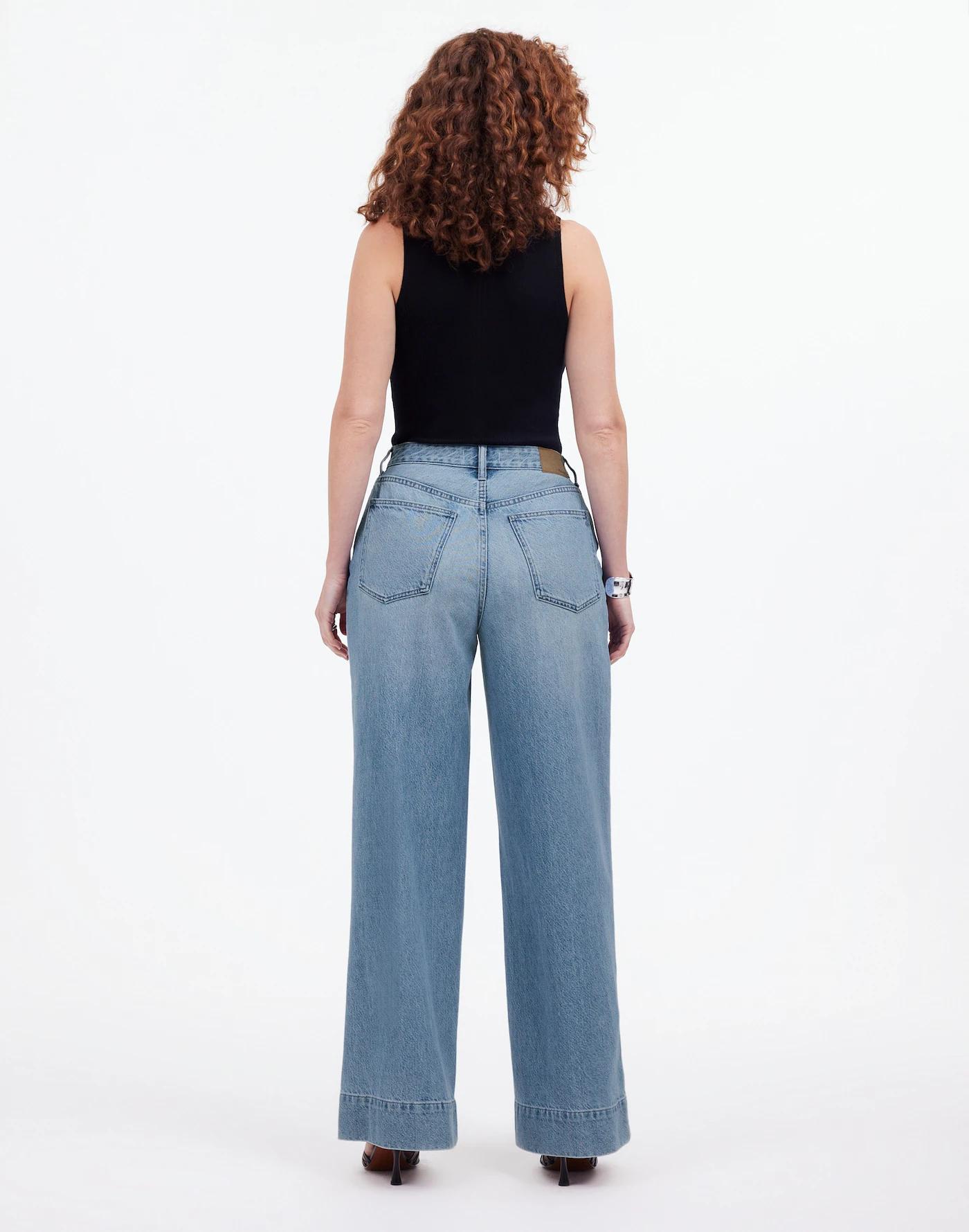 Curvy Superwide-Leg Jeans in Lintz Wash Product Image