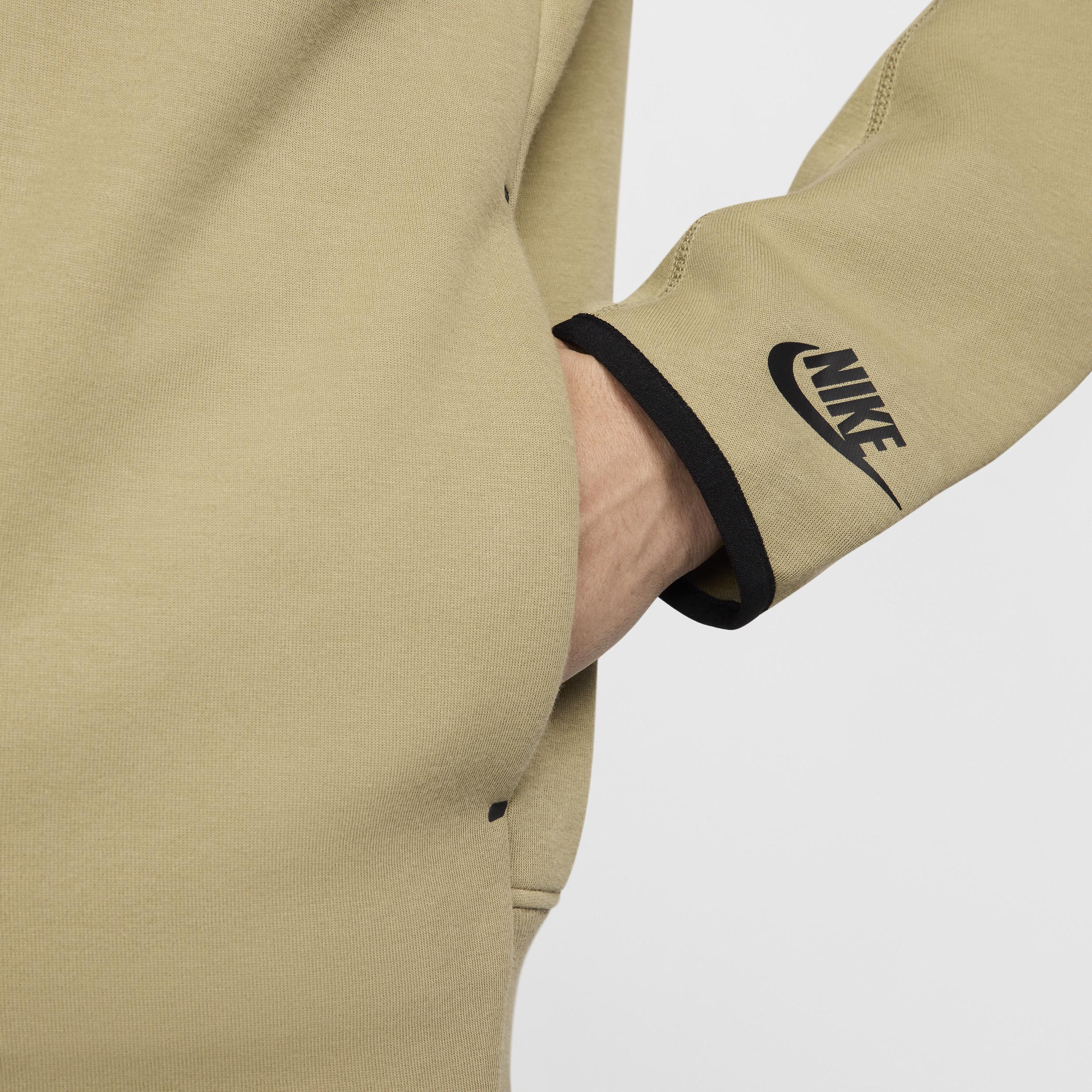 Nike Sportswear Tech Fleece Men's Bomber Jacket Product Image