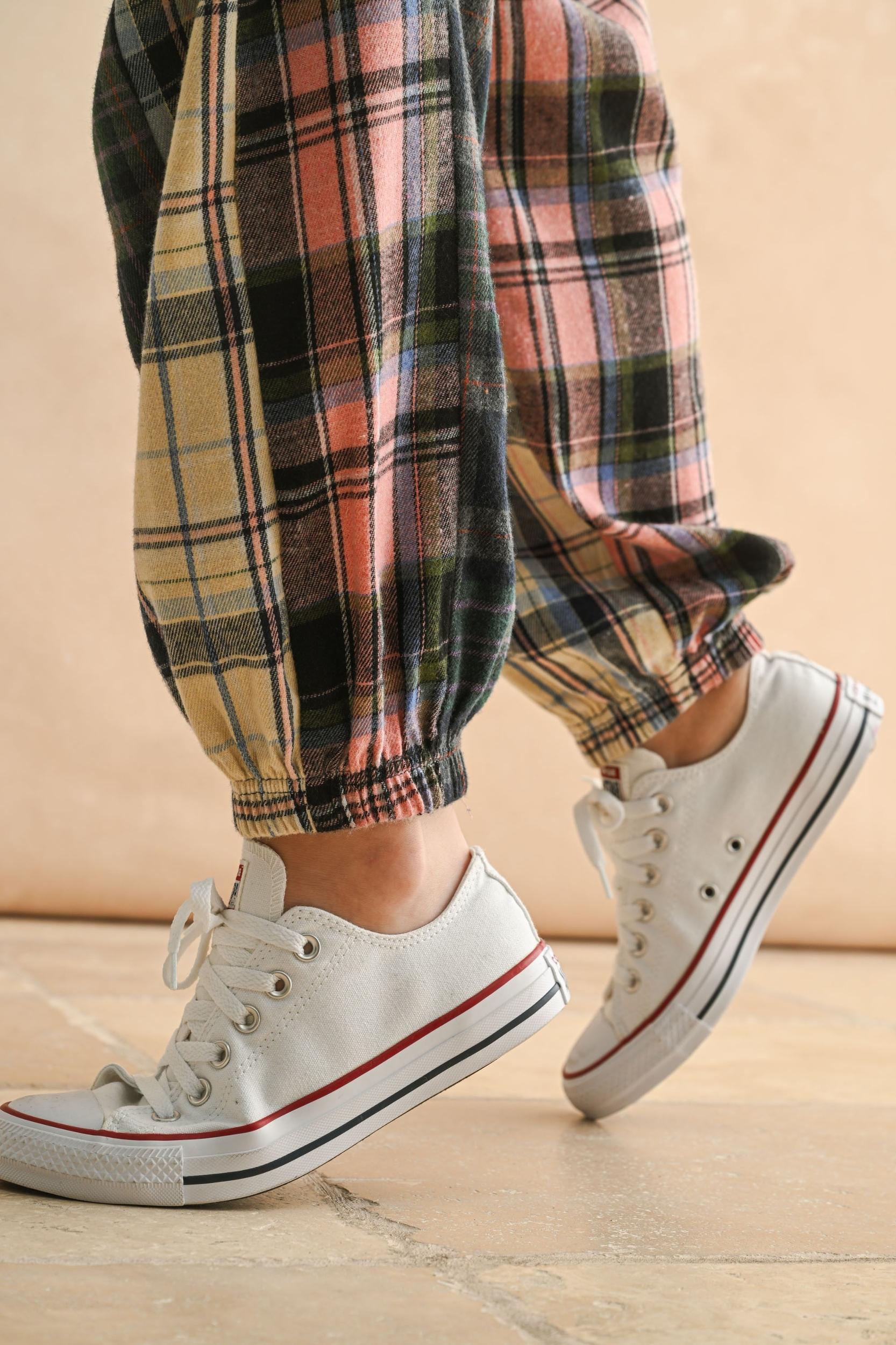 Mixed Plaid Patchwork Relaxed Pants Product Image