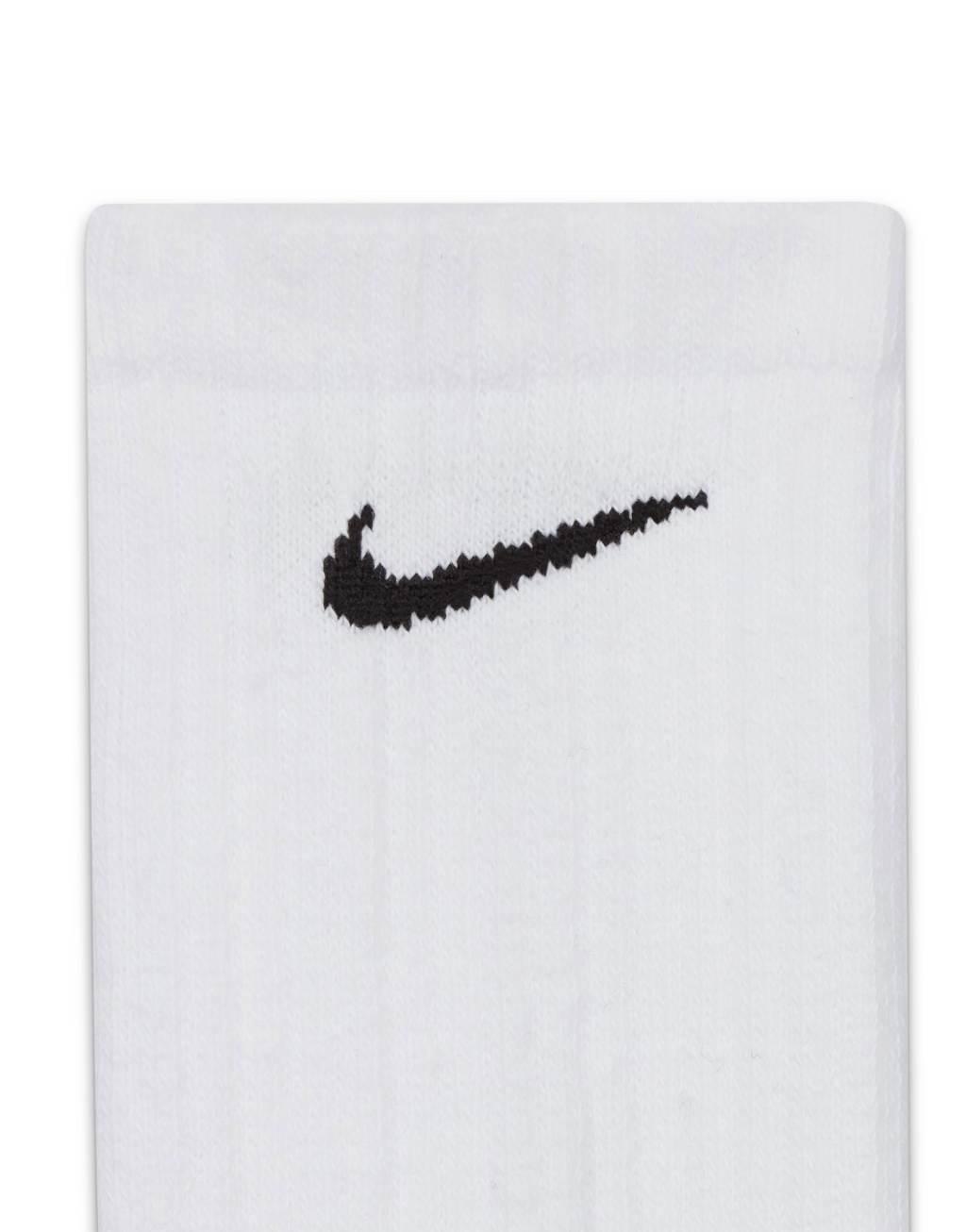 Nike Training Everyday Cushioned 3 pack crew sock in white, gray and black Product Image