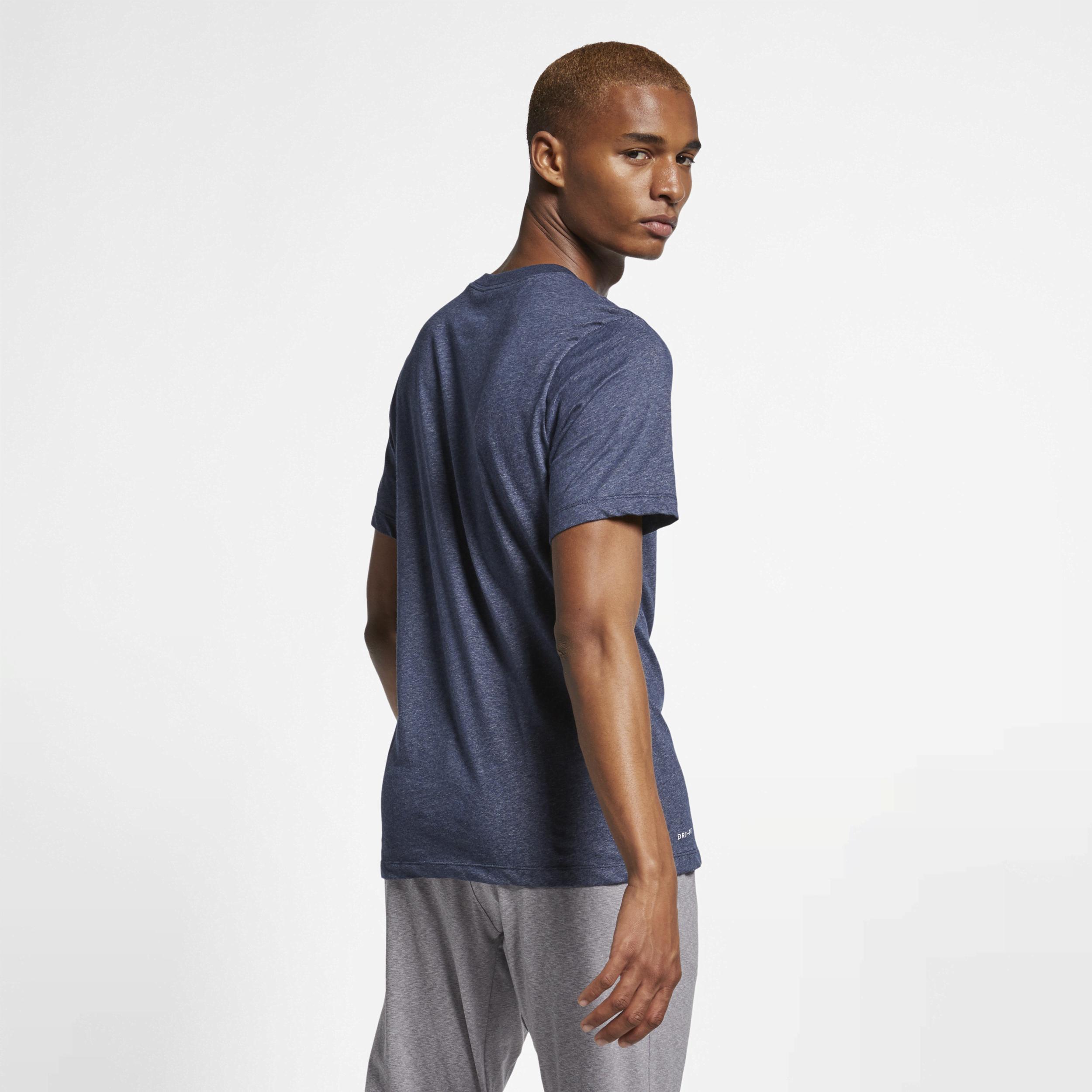 Nike Mens Dri-FIT Fitness T-Shirt Product Image