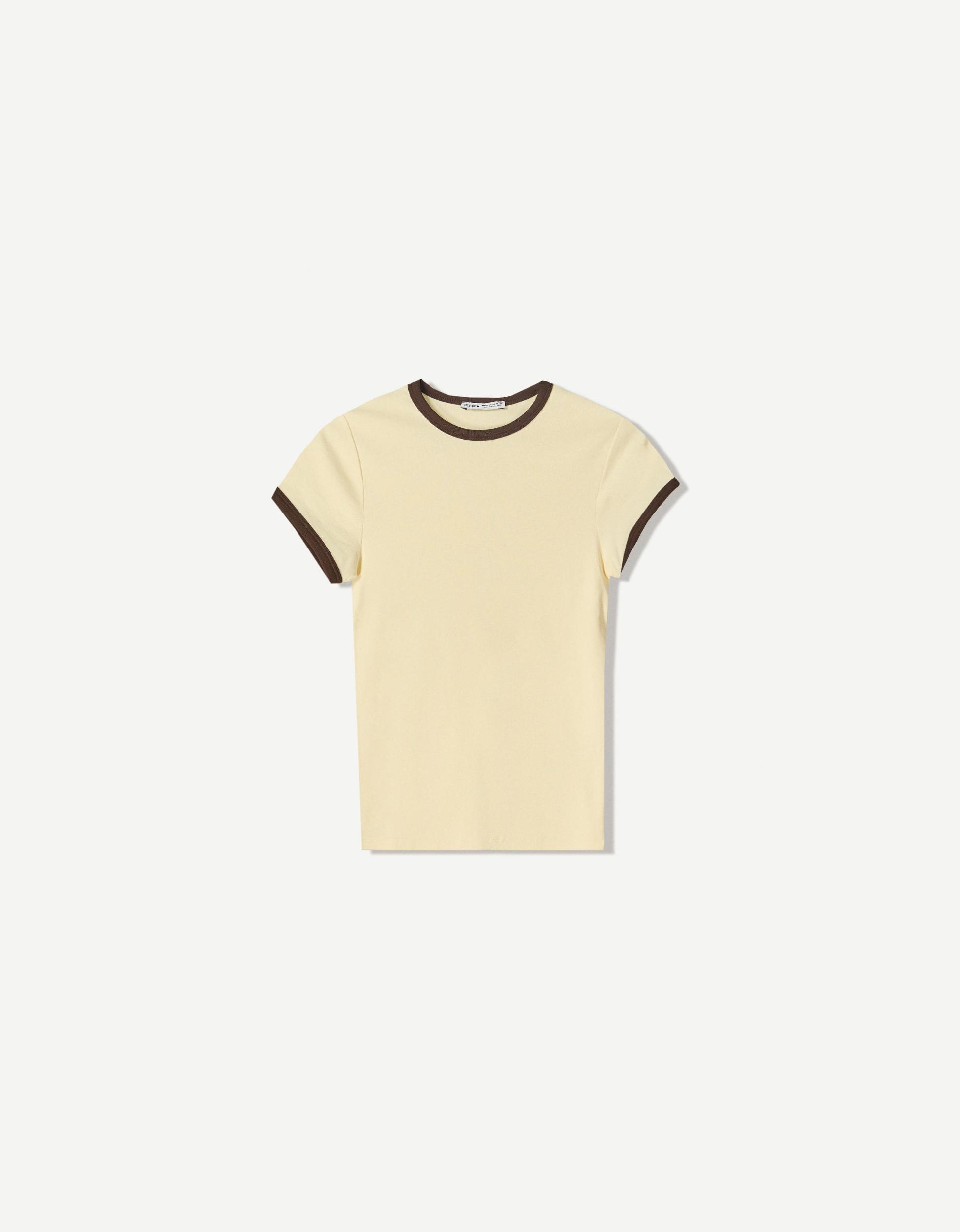 Short sleeve T-shirt with contrasting details Product Image