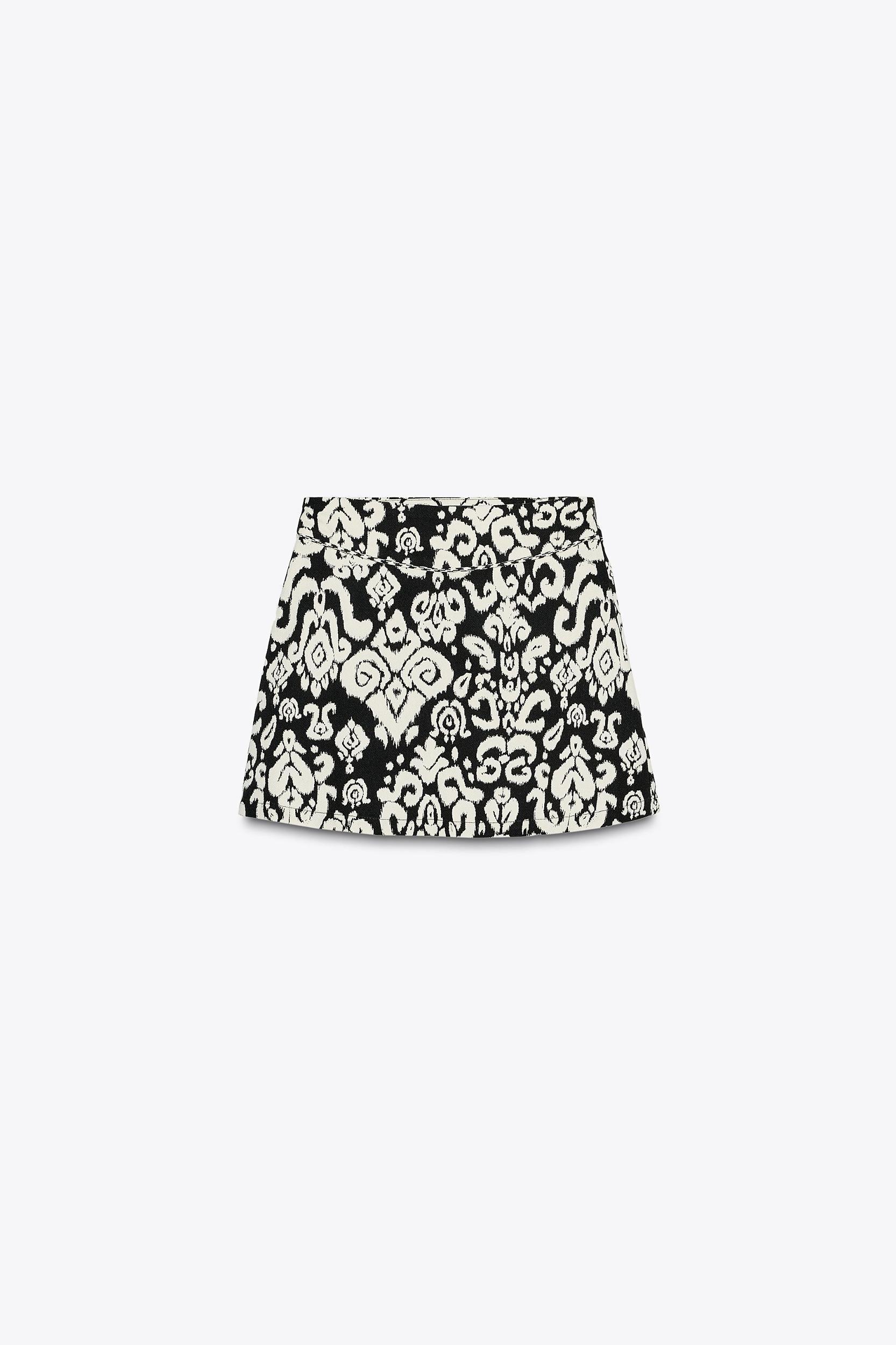 PRINTED SKORT Product Image