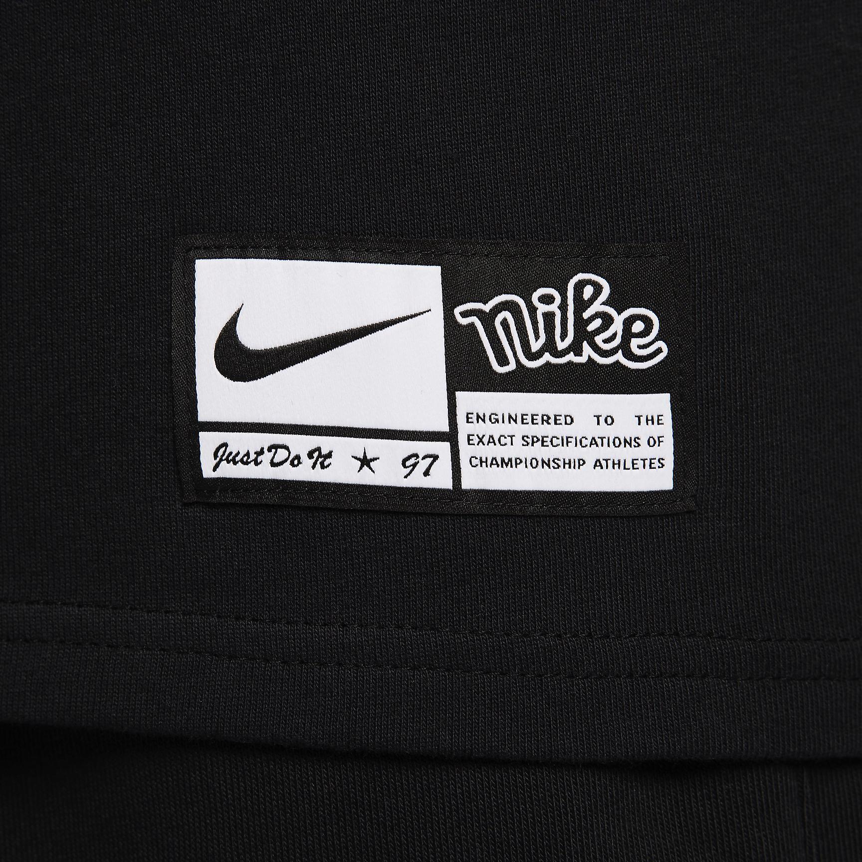 Nike Men's Max90 Basketball T-Shirt Product Image