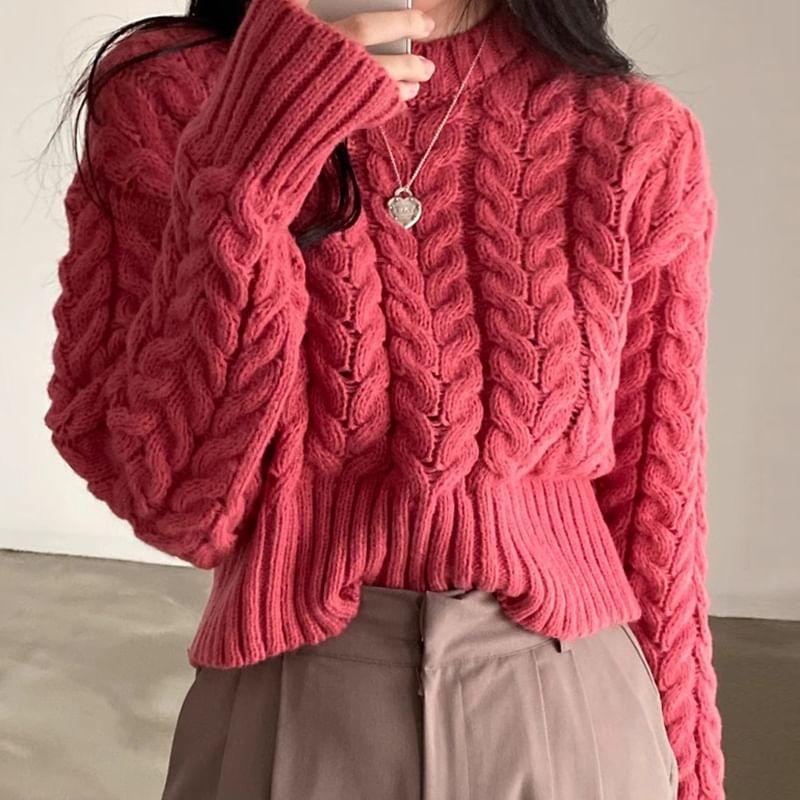 Crew Neck Plain Cable-Knit Cropped Sweater Product Image