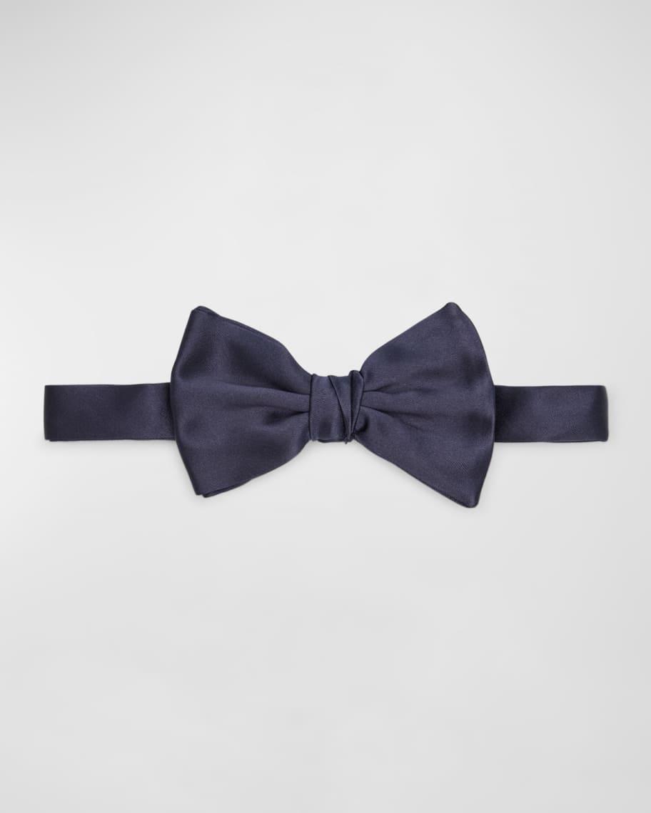 Men's Solid Silk Bow Tie Product Image