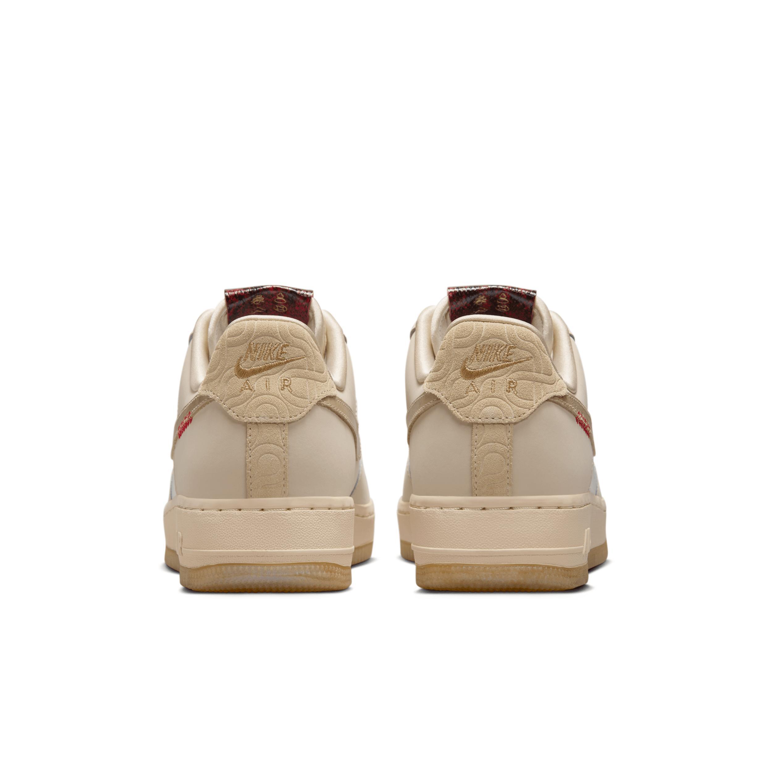 Nike Women's Air Force 1 ’07 LX Shoes Product Image