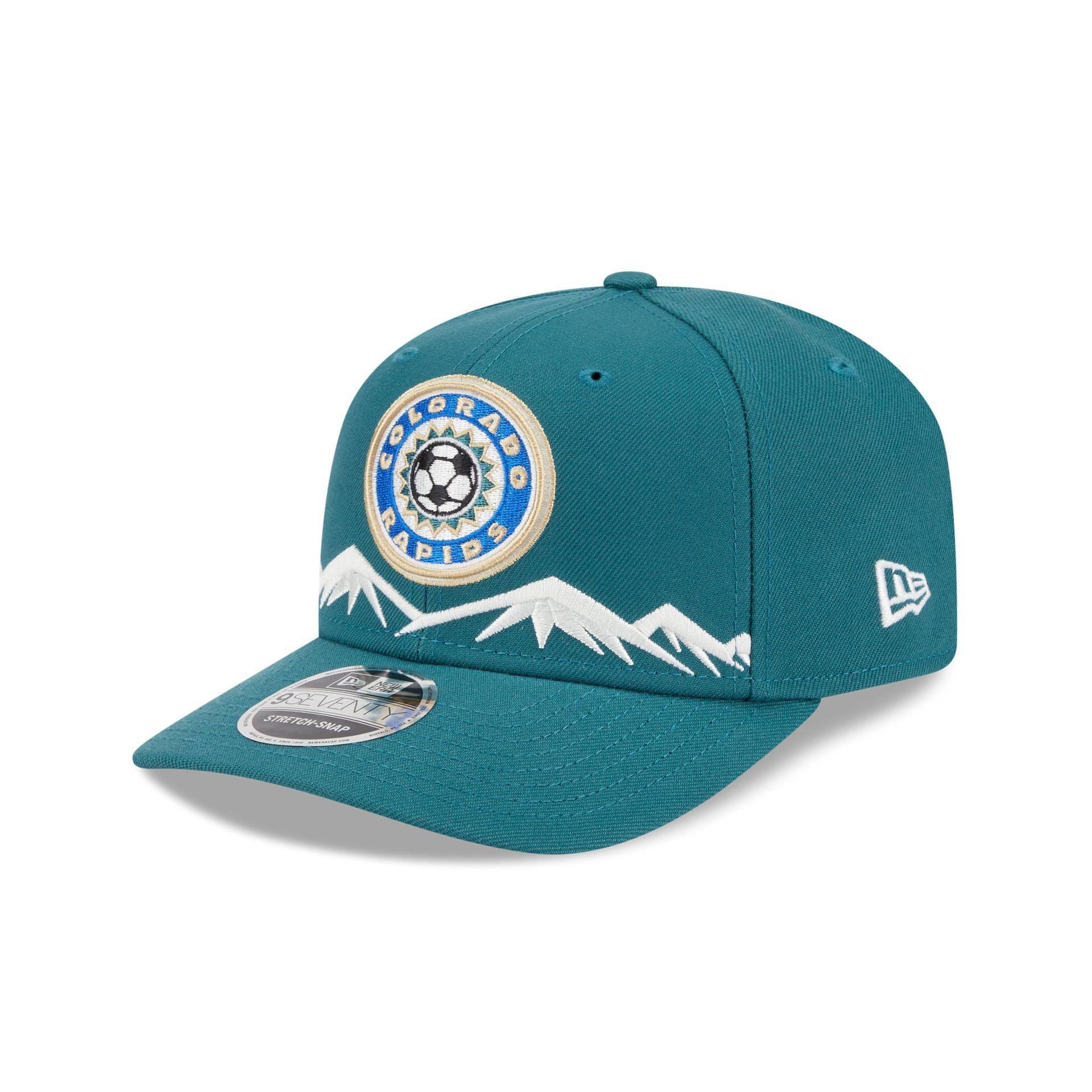 Atlanta Braves St. Patrick's Day 2025 9SEVENTY Stretch-Snap Hat Male Product Image