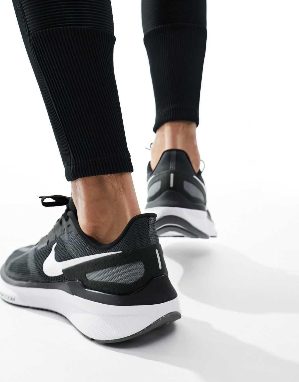 Nike Structure 25 sneakers Product Image