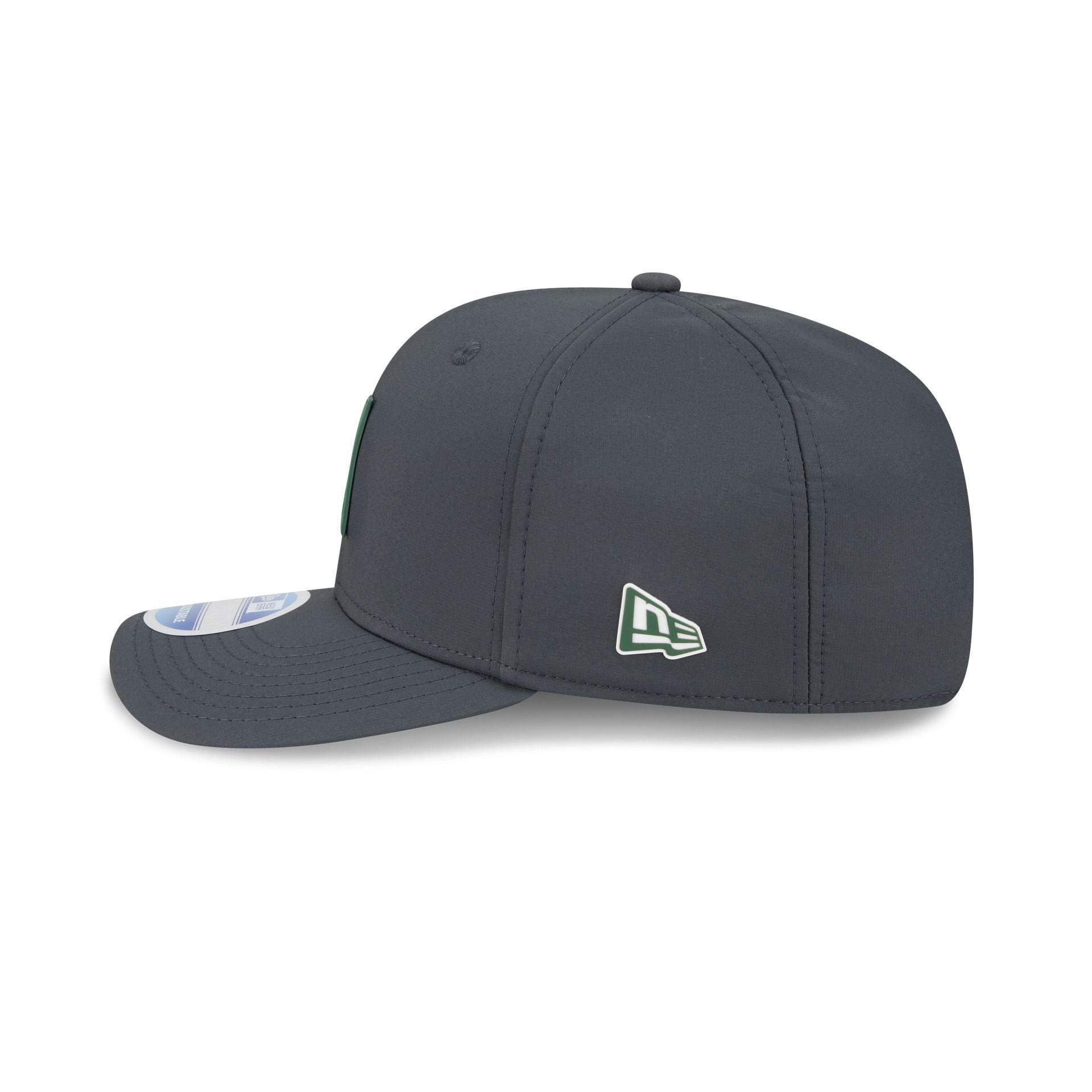 Atlanta Braves St. Patrick's Day 2025 9SEVENTY Stretch-Snap Hat Male Product Image