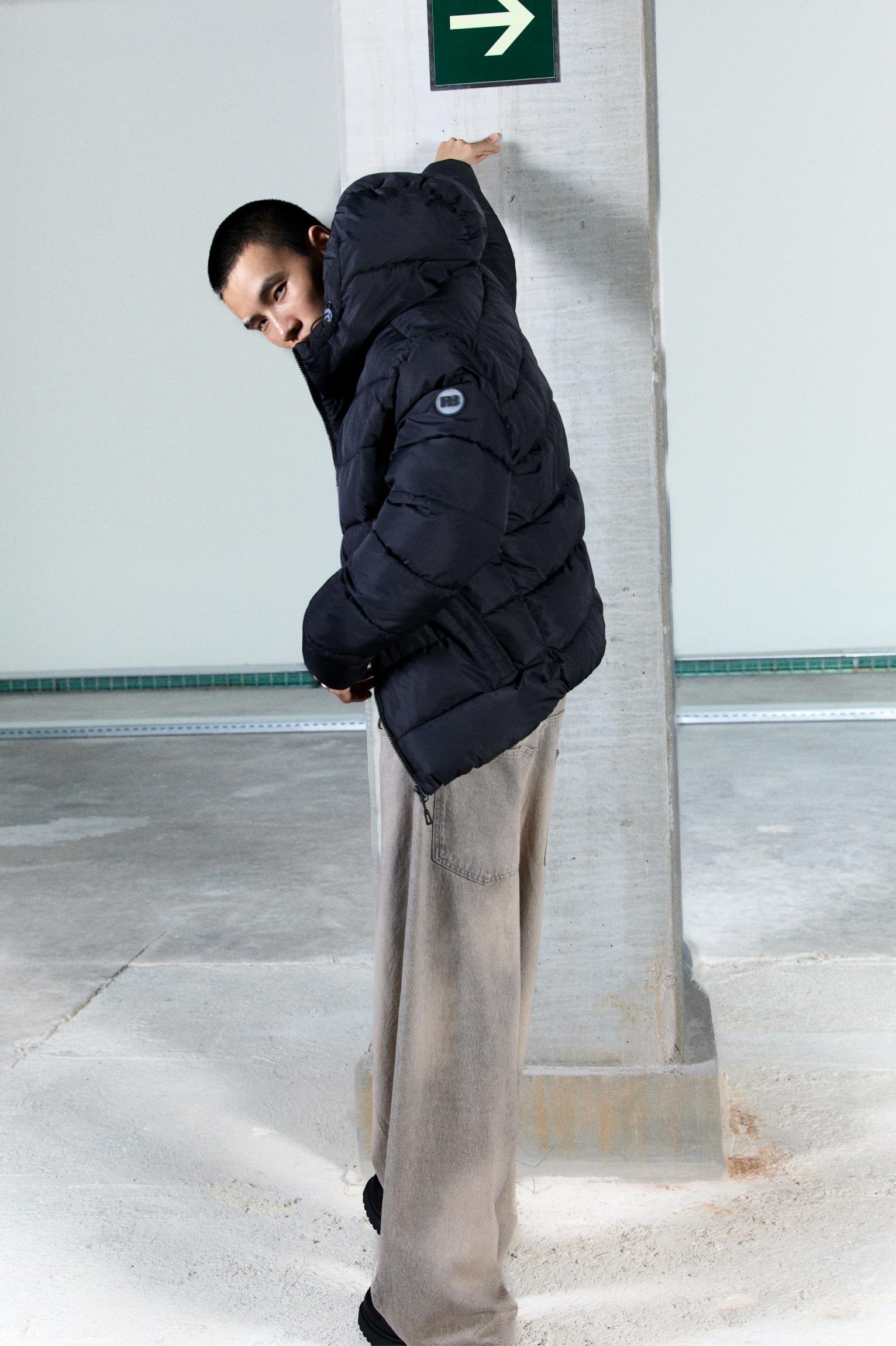Lightweight puffer jacket with hood Product Image